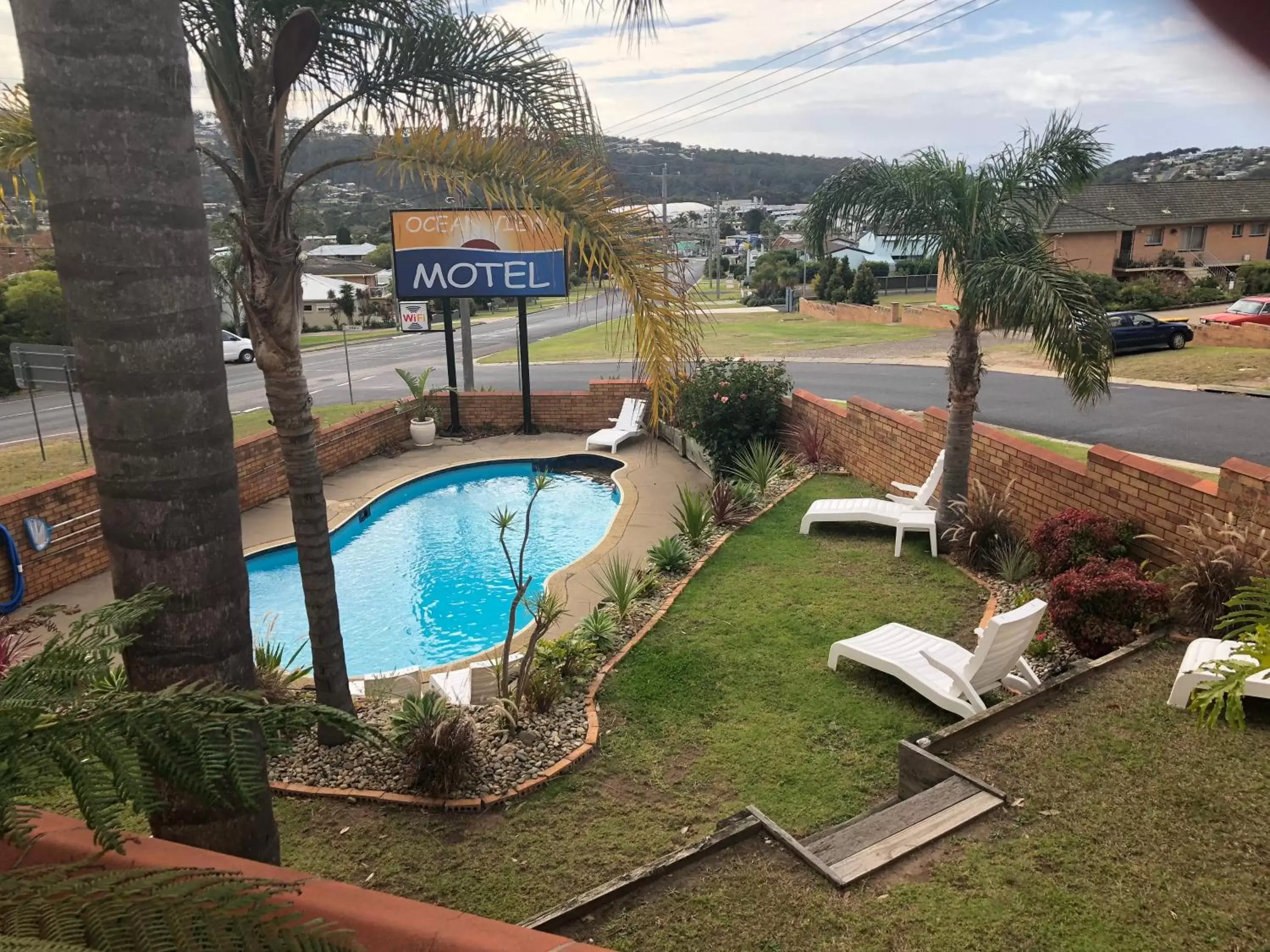 Pool View in Ocean View Motor Inn Merimbula