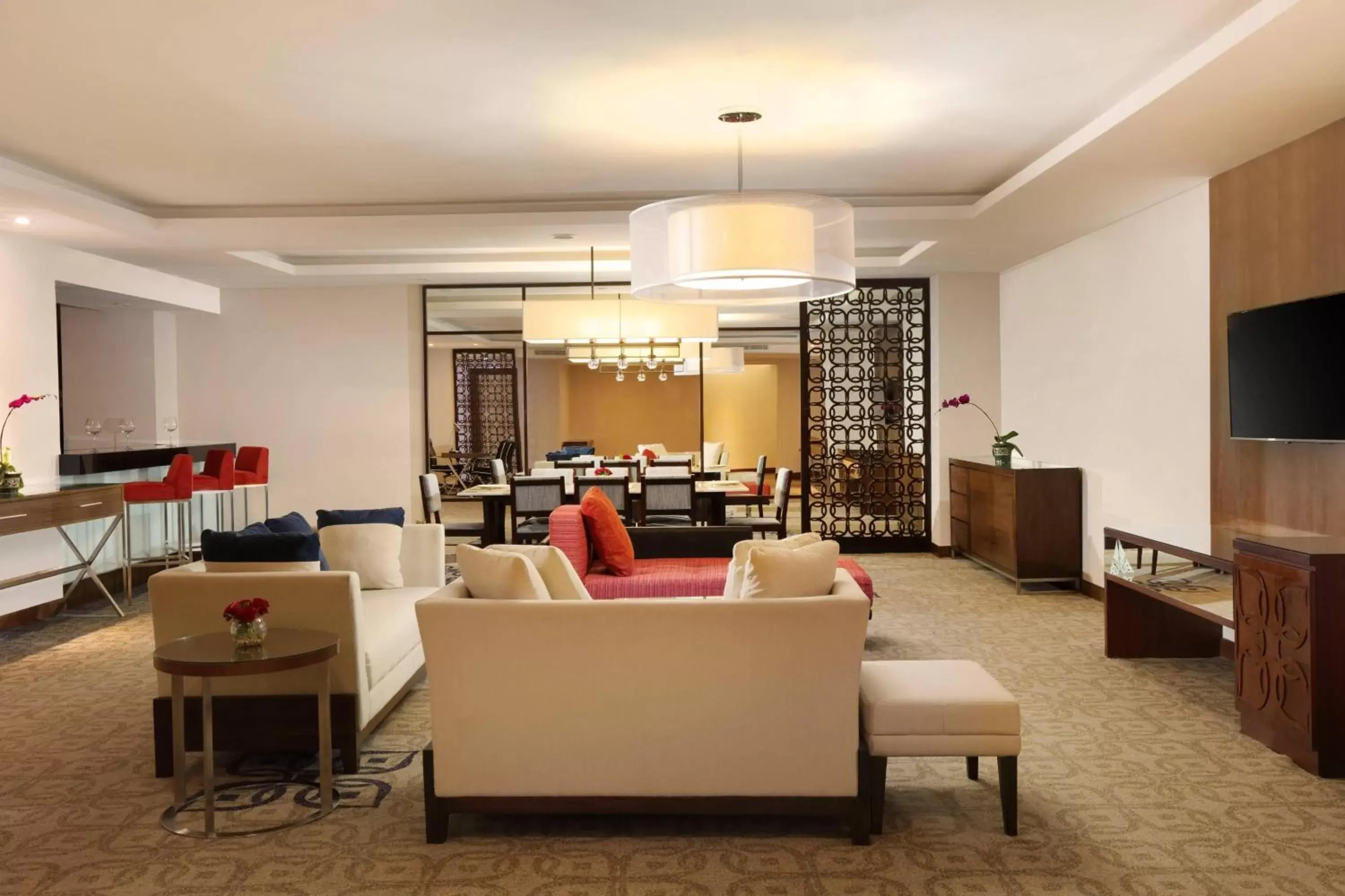 Living room, Lounge/Bar in Four Points by Sheraton Makassar