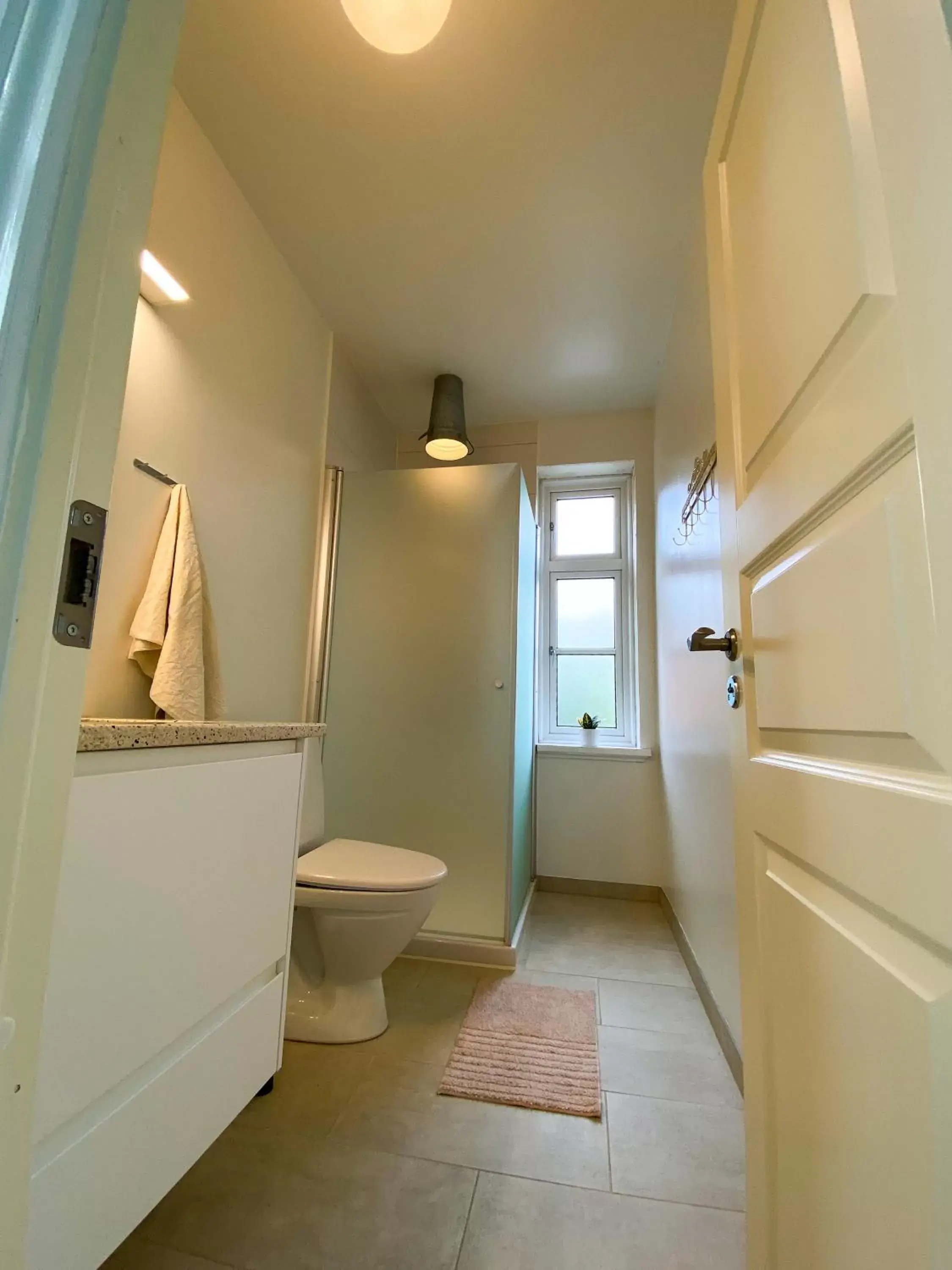 Double Room with Private Bathroom - single occupancy in Årslev B&B Double Room with Private Bathroom - single occupancy in Årslev B&B