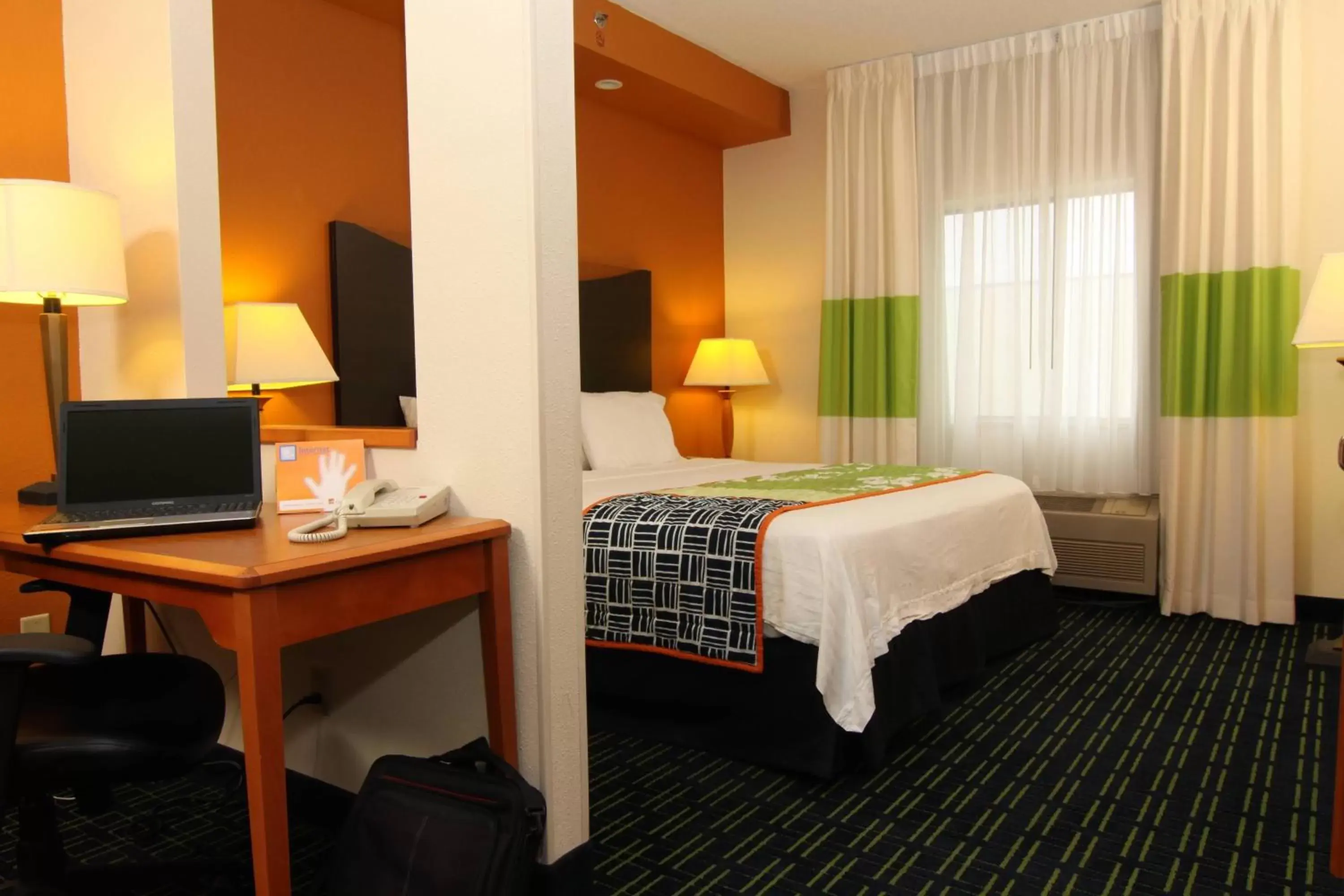 Bedroom, Bed in Fairfield Inn & Suites Fargo
