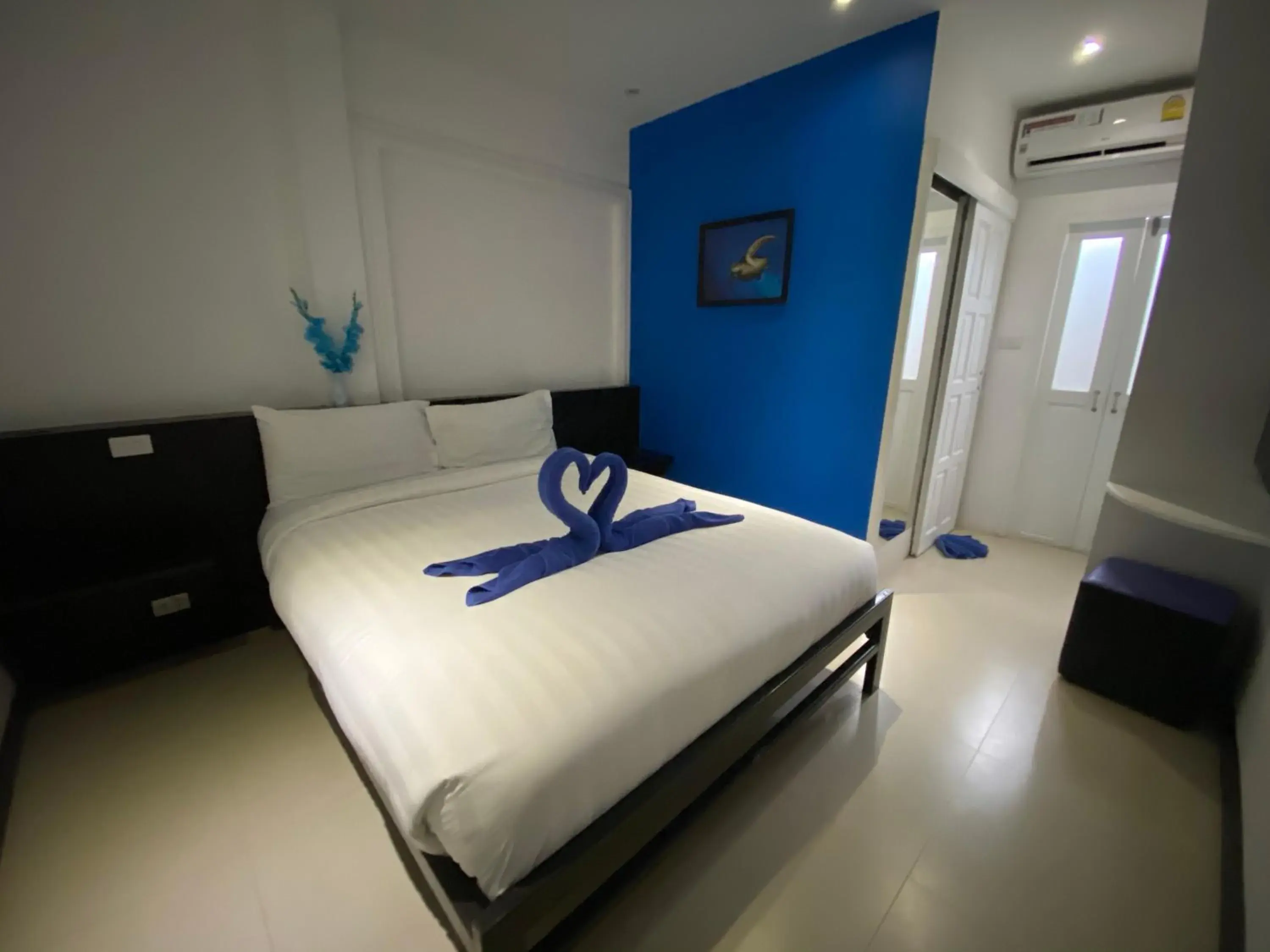 Photo of the whole room, Bed in Colorize Boutique Hotel