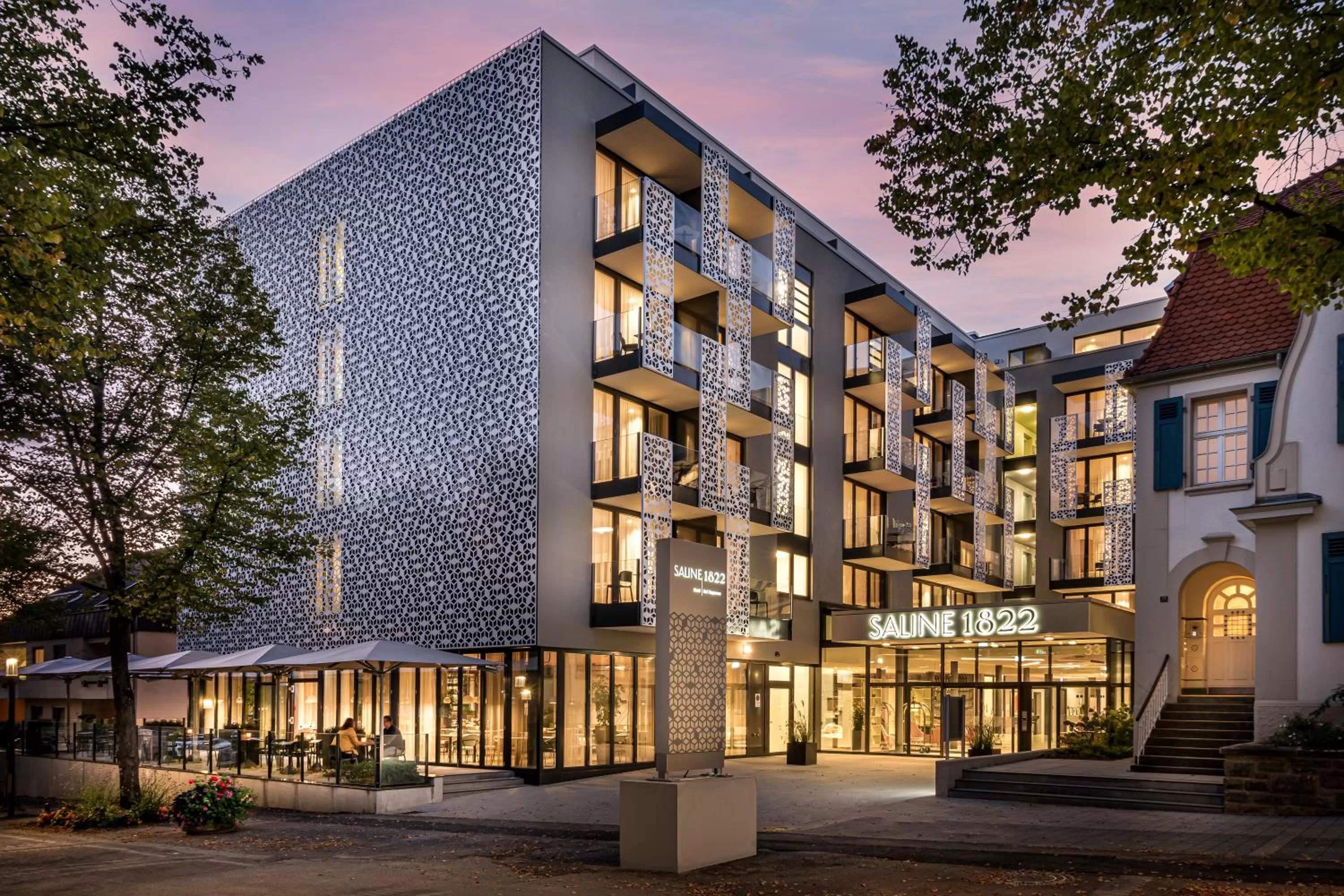 Facade/entrance in Saline1822