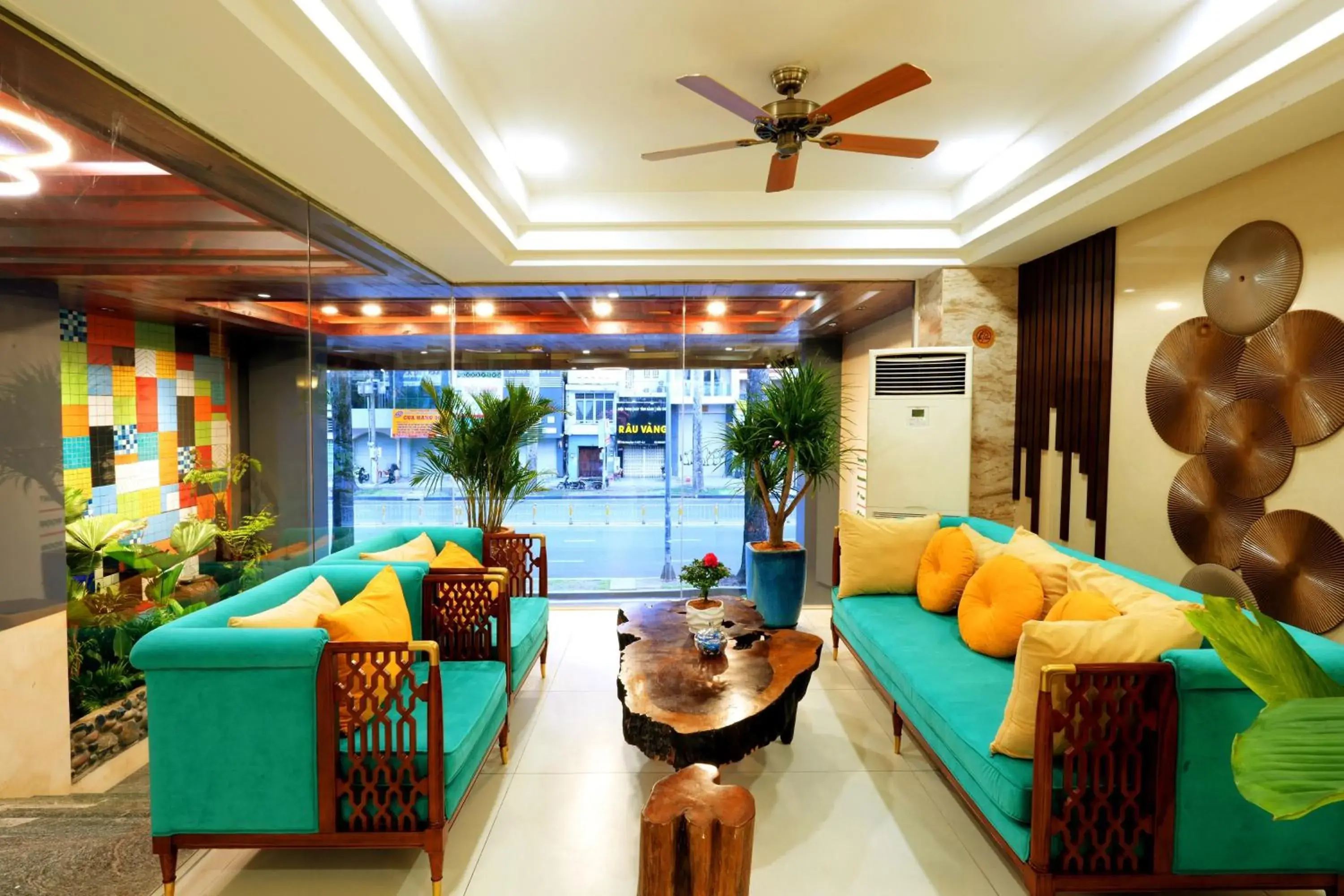 Lobby or reception in Sunshine Antique Hotel Saigon