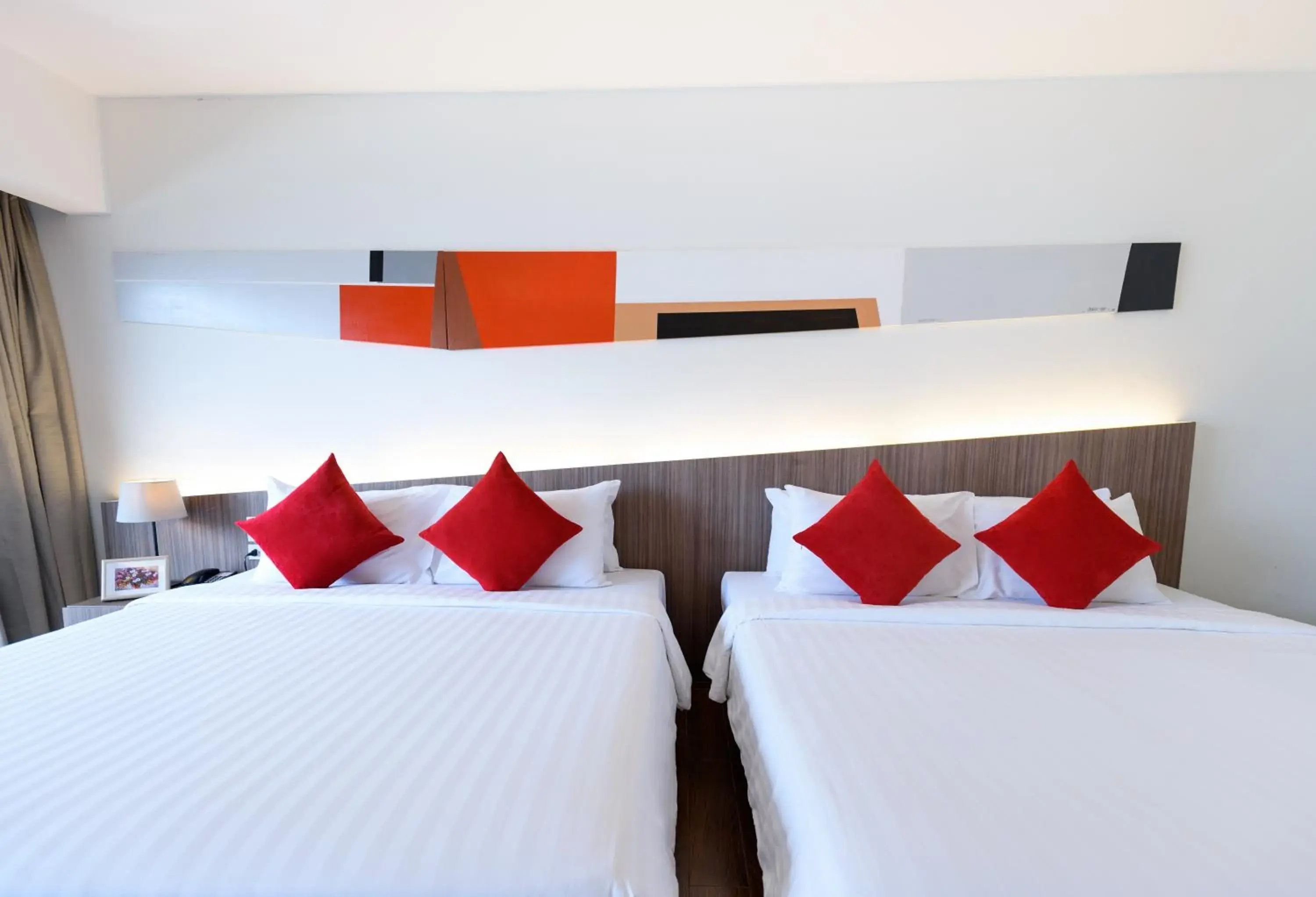 Photo of the whole room, Bed in J Inspired Hotel Pattaya (SHA Plus)