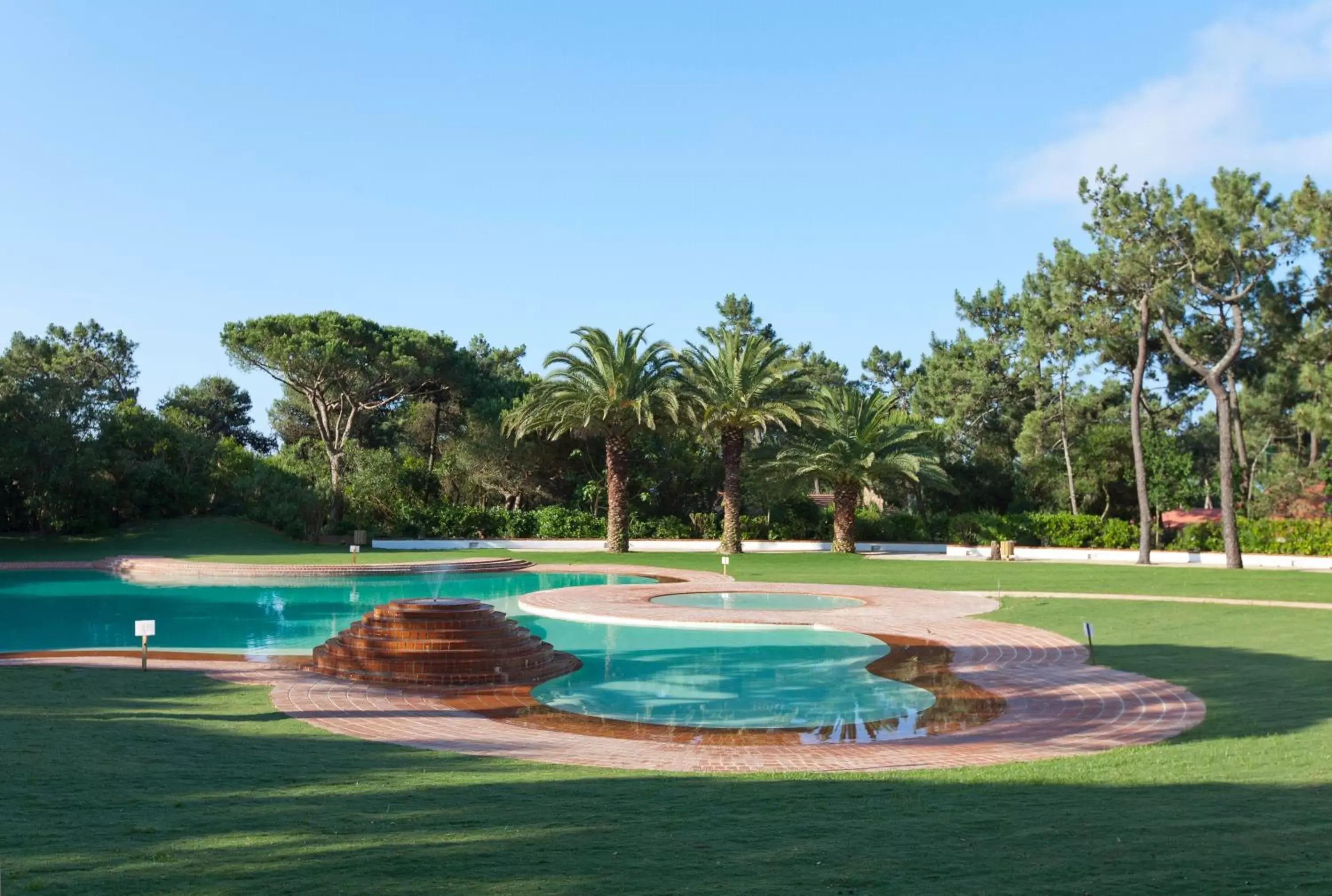 Swimming Pool in Onyria Marinha Boutique Hotel