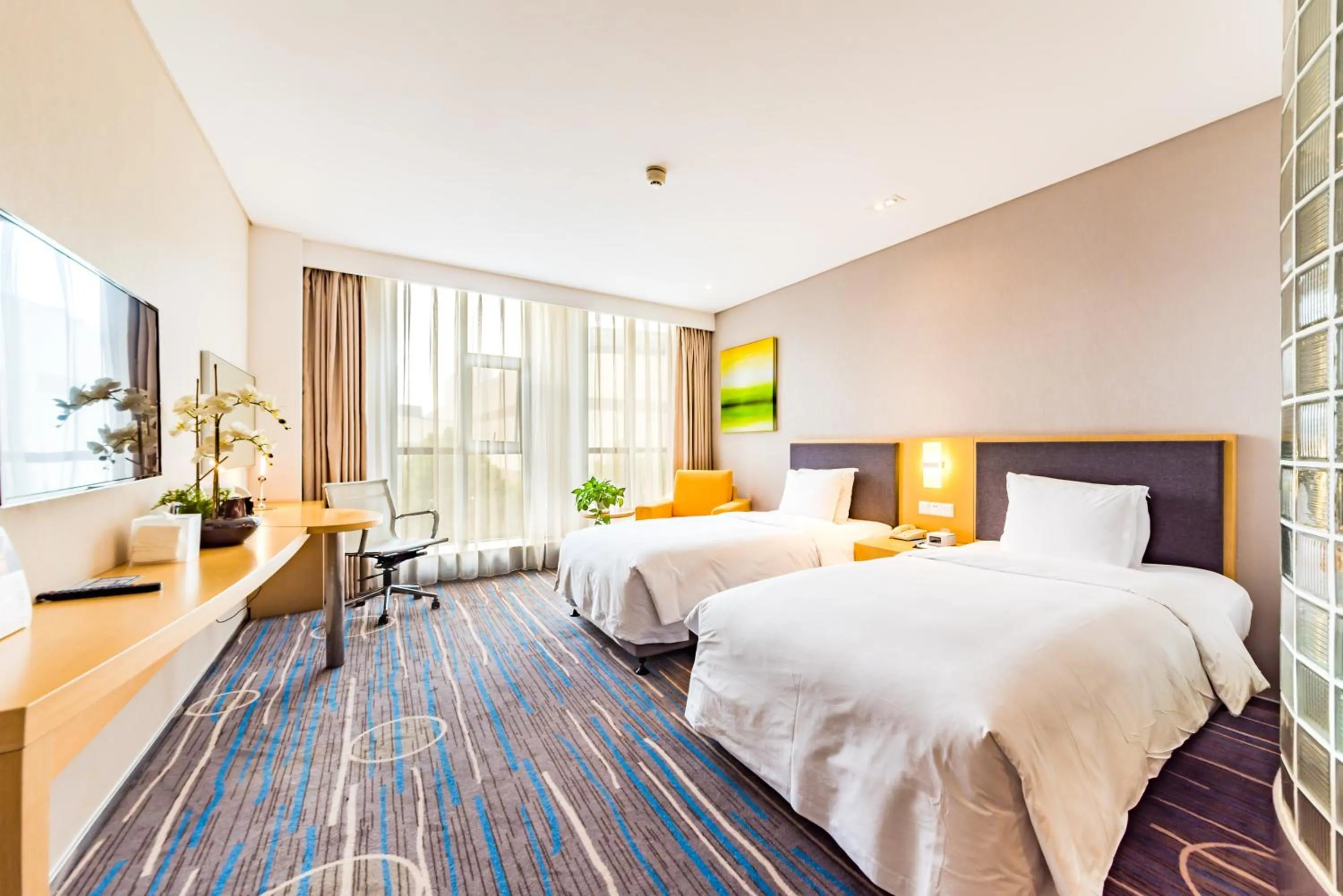 Photo of the whole room, Bed in Holiday Inn Express Shijiazhuang Heping by IHG