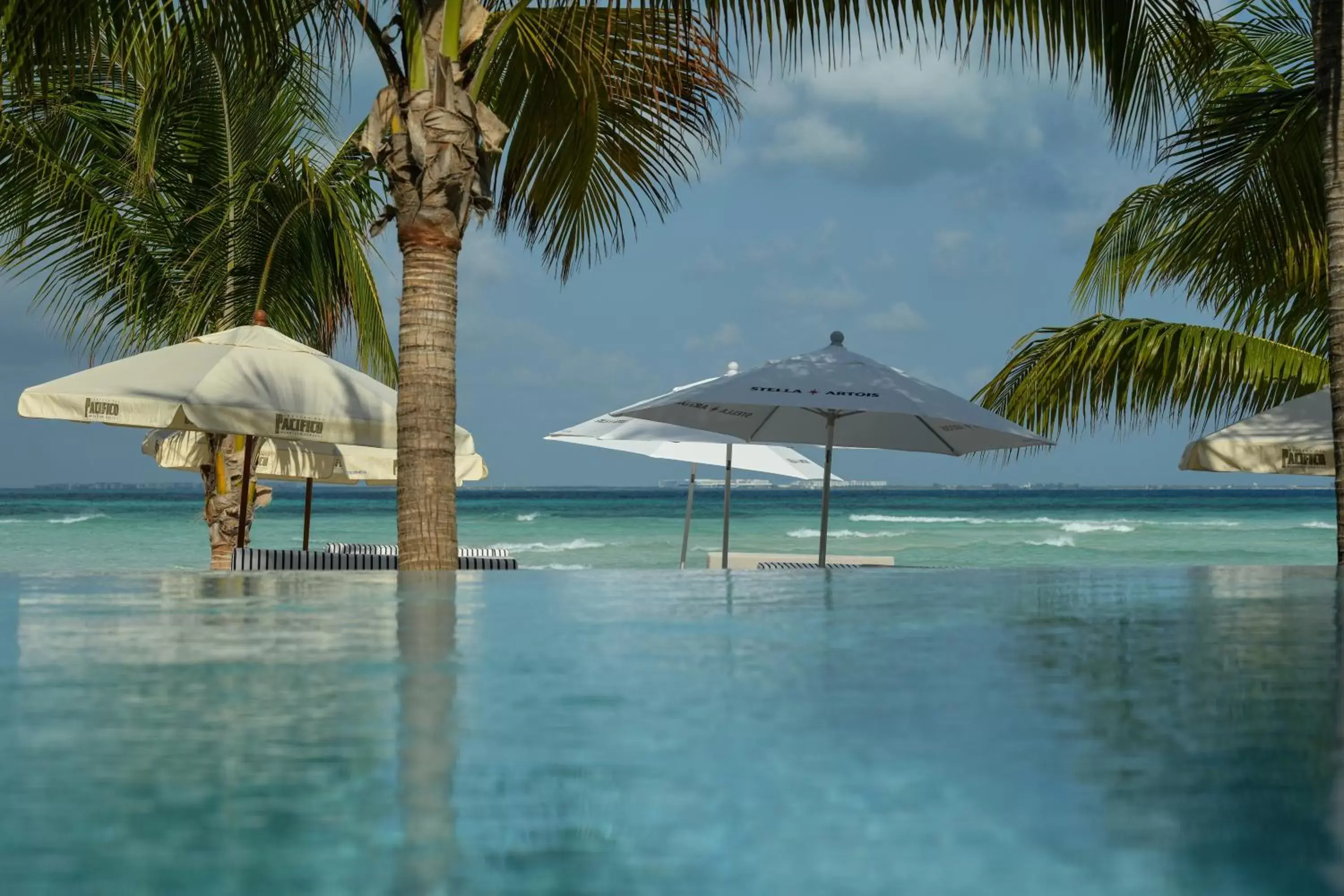 Swimming Pool in Casa del Jaguar Beach Hotel