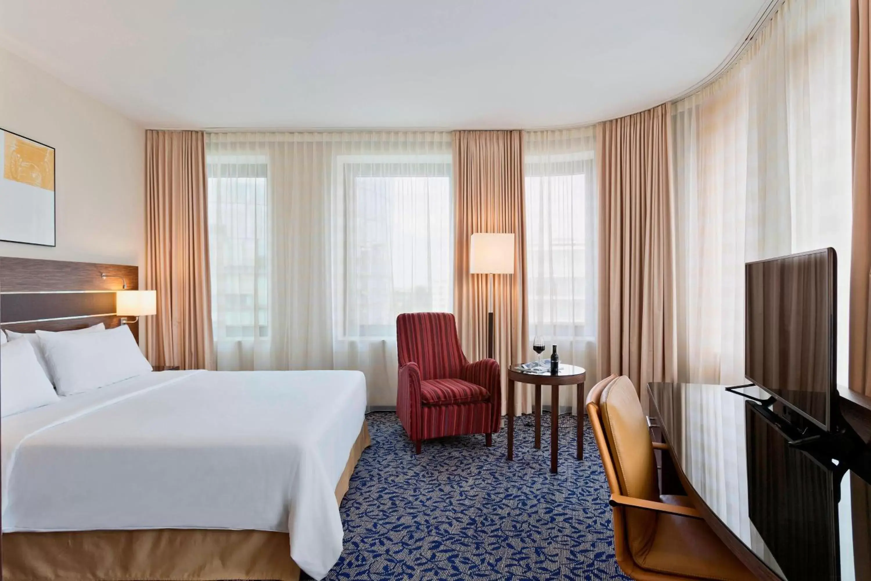 Photo of the whole room in Courtyard by Marriott Vienna Prater/Messe