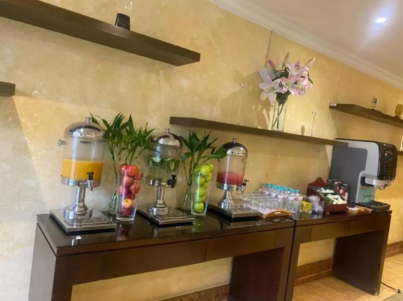 Drinks in Holiday Inn Al Khobar, an IHG Hotel