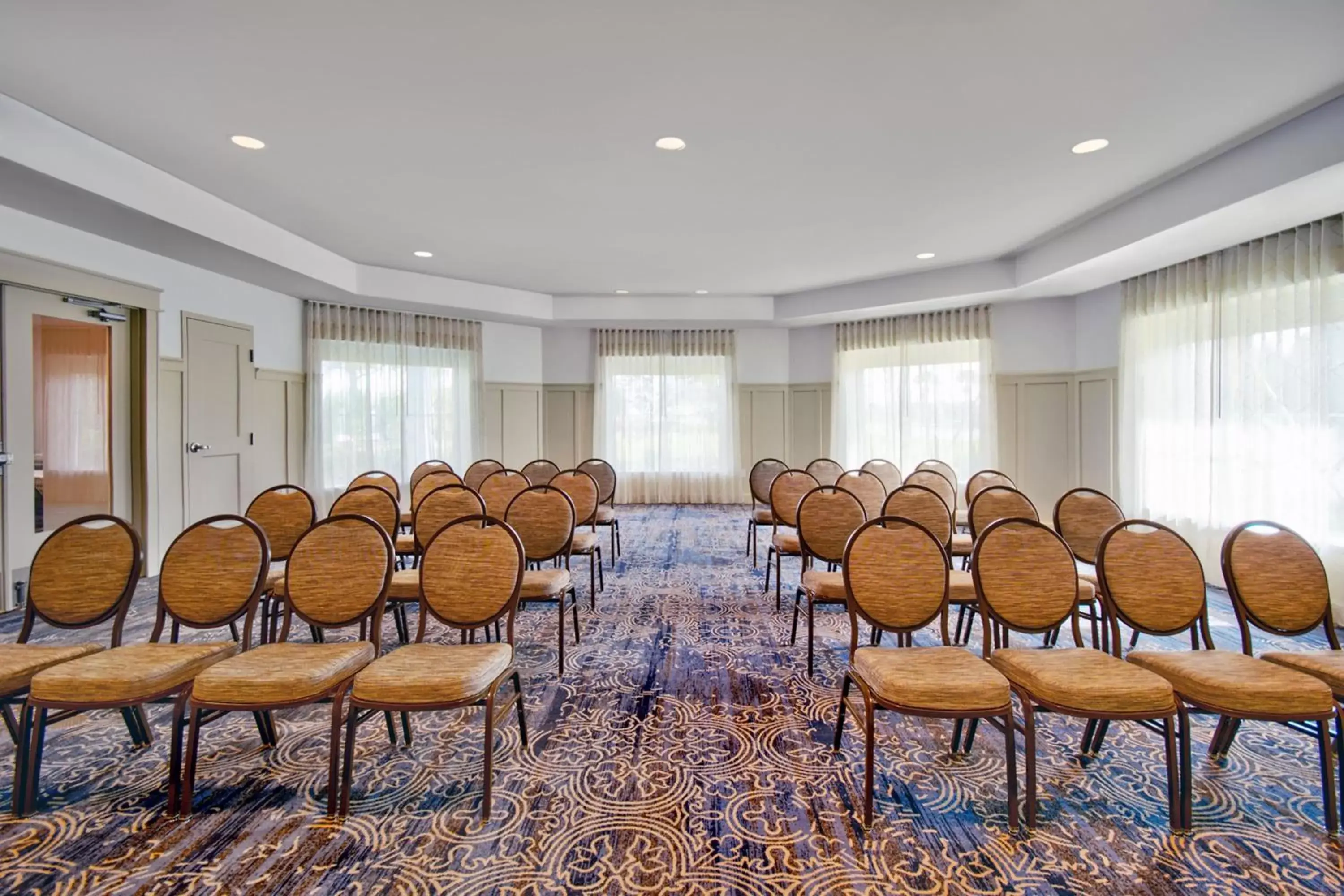 Meeting/conference room in Residence Inn by Marriott Orlando at FLAMINGO CROSSINGS Town Center