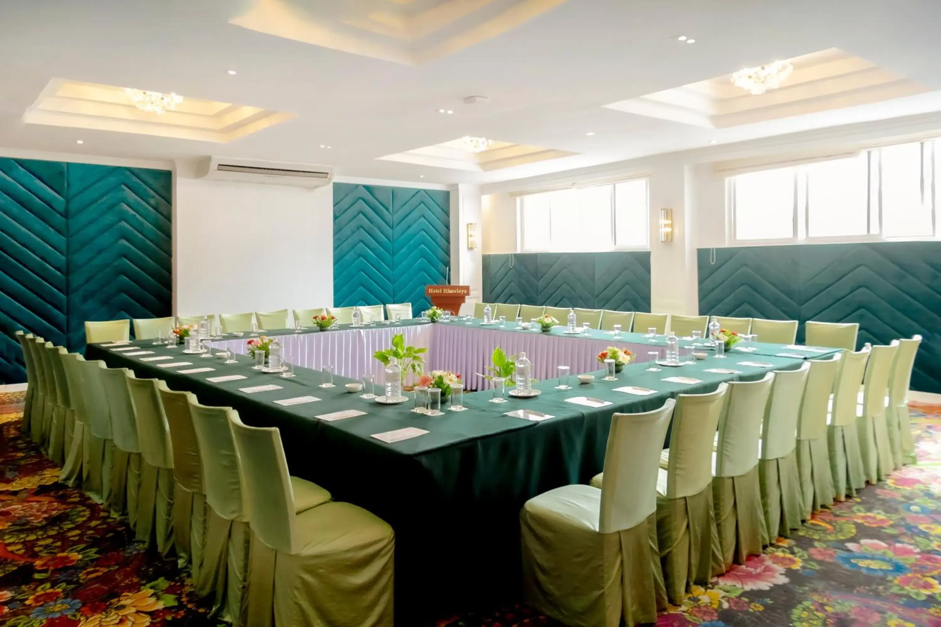 Meeting/conference room in Hotel Himalaya