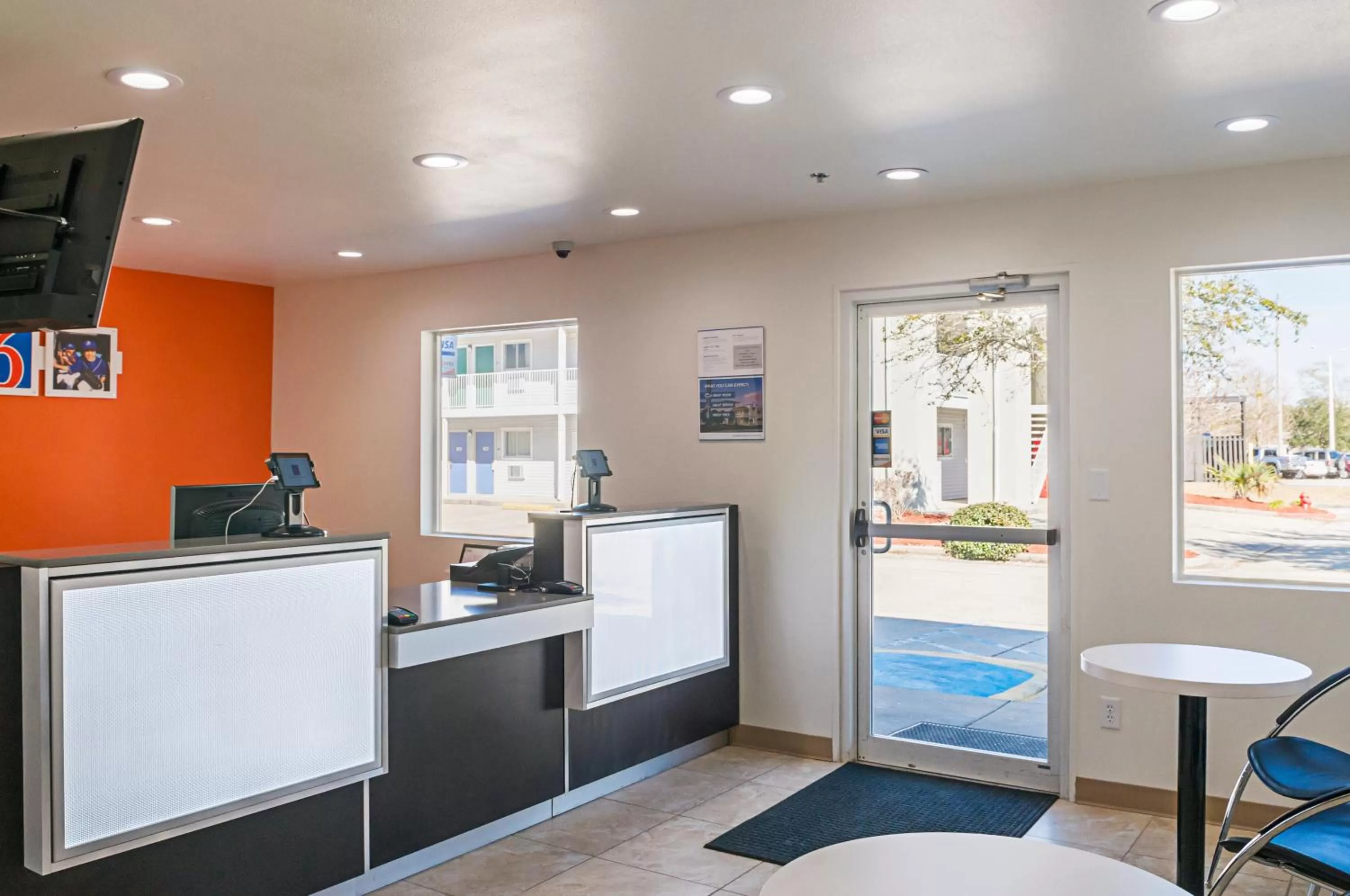 Lobby or reception in Motel 6-Bay Saint Louis, MS