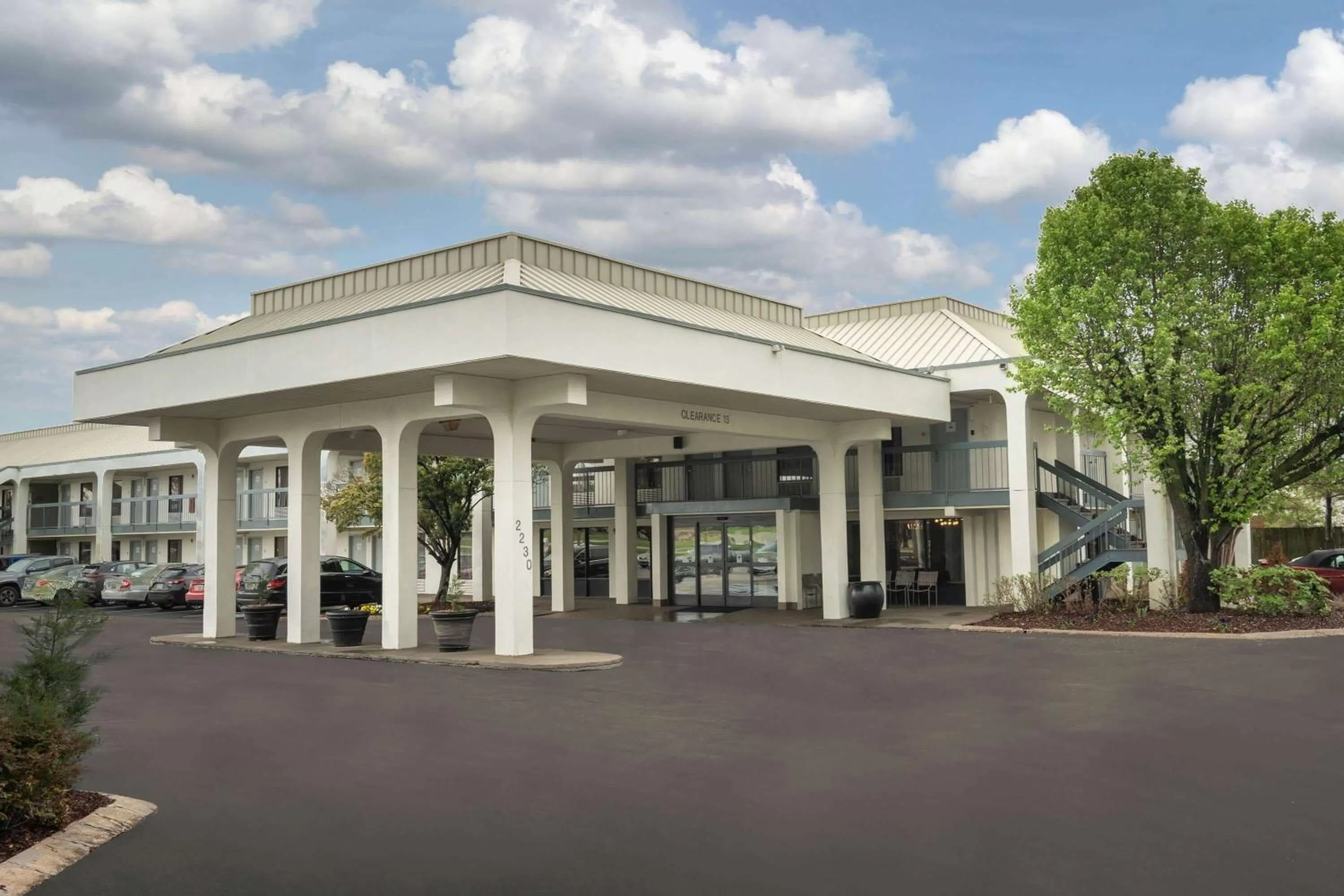 Property building in Baymont by Wyndham Murfreesboro