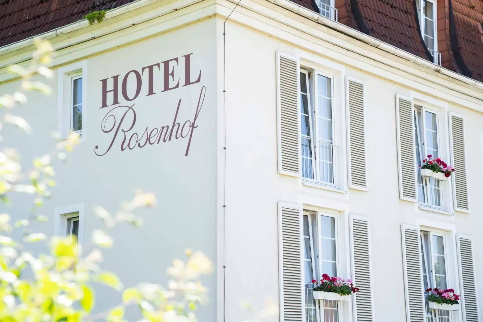 Property logo or sign in Hotel Rosenhof bei Bamberg