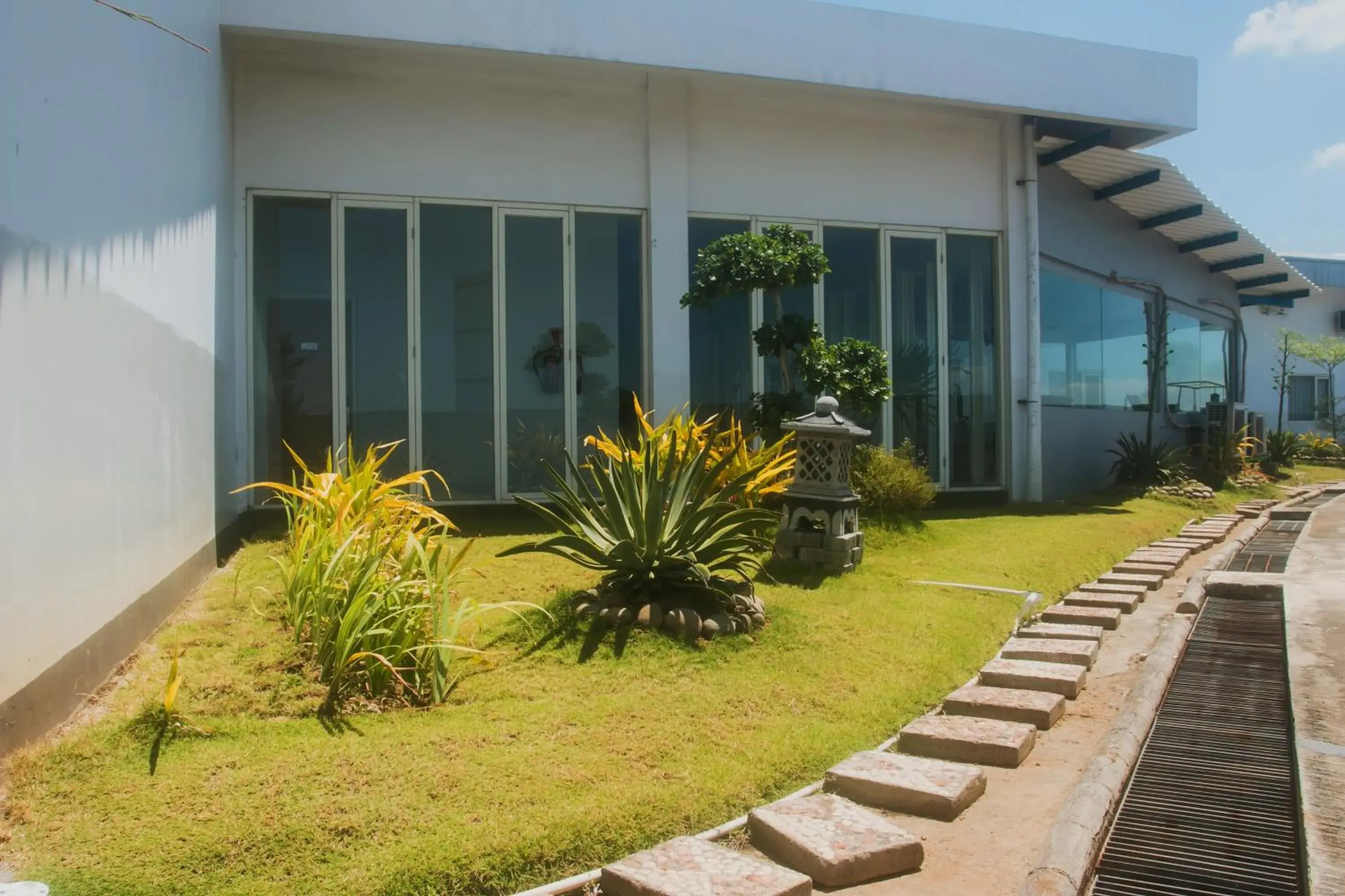 Garden, Property Building in Choice City Hotel