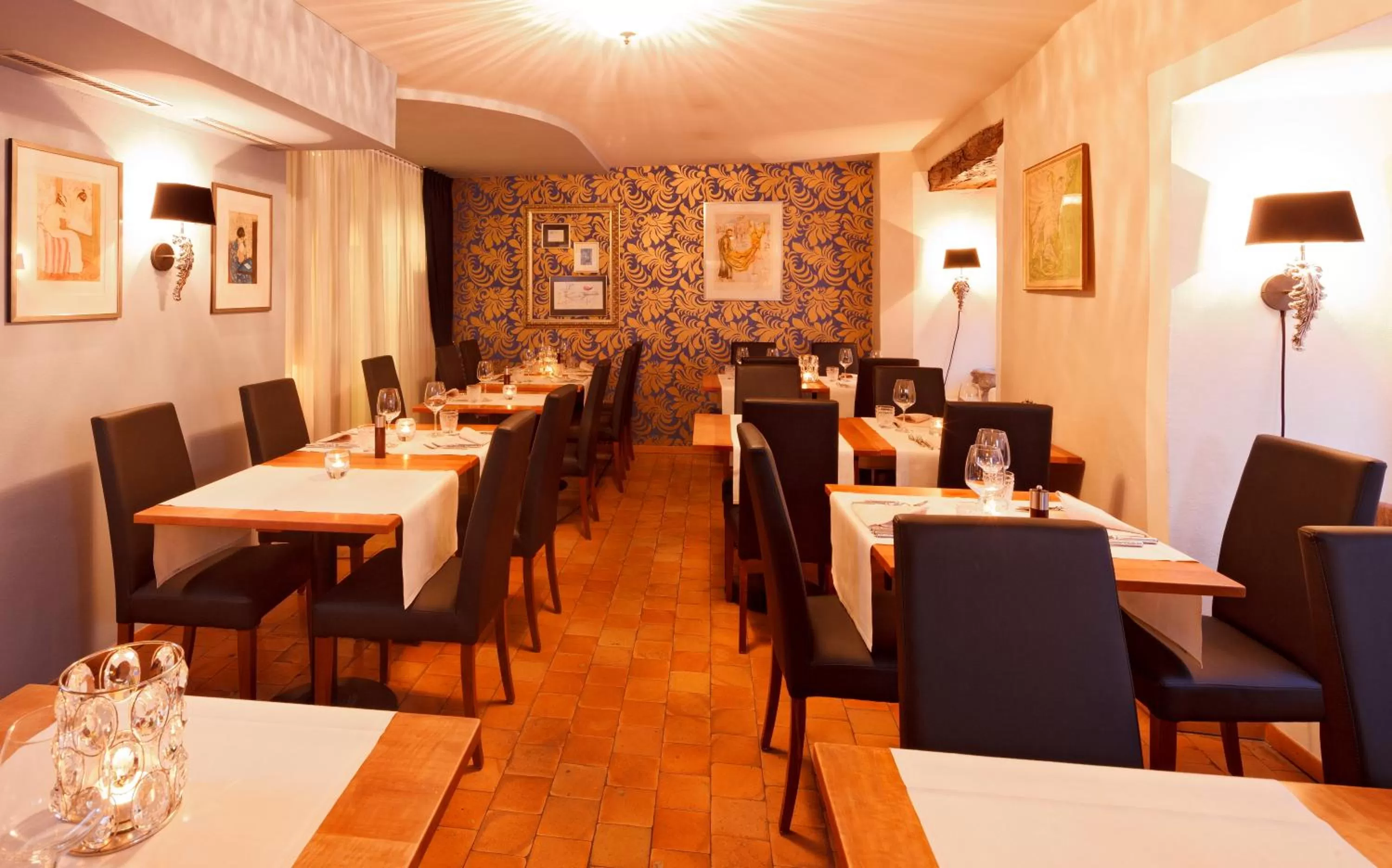 Restaurant/places to eat in Hotel Rössli