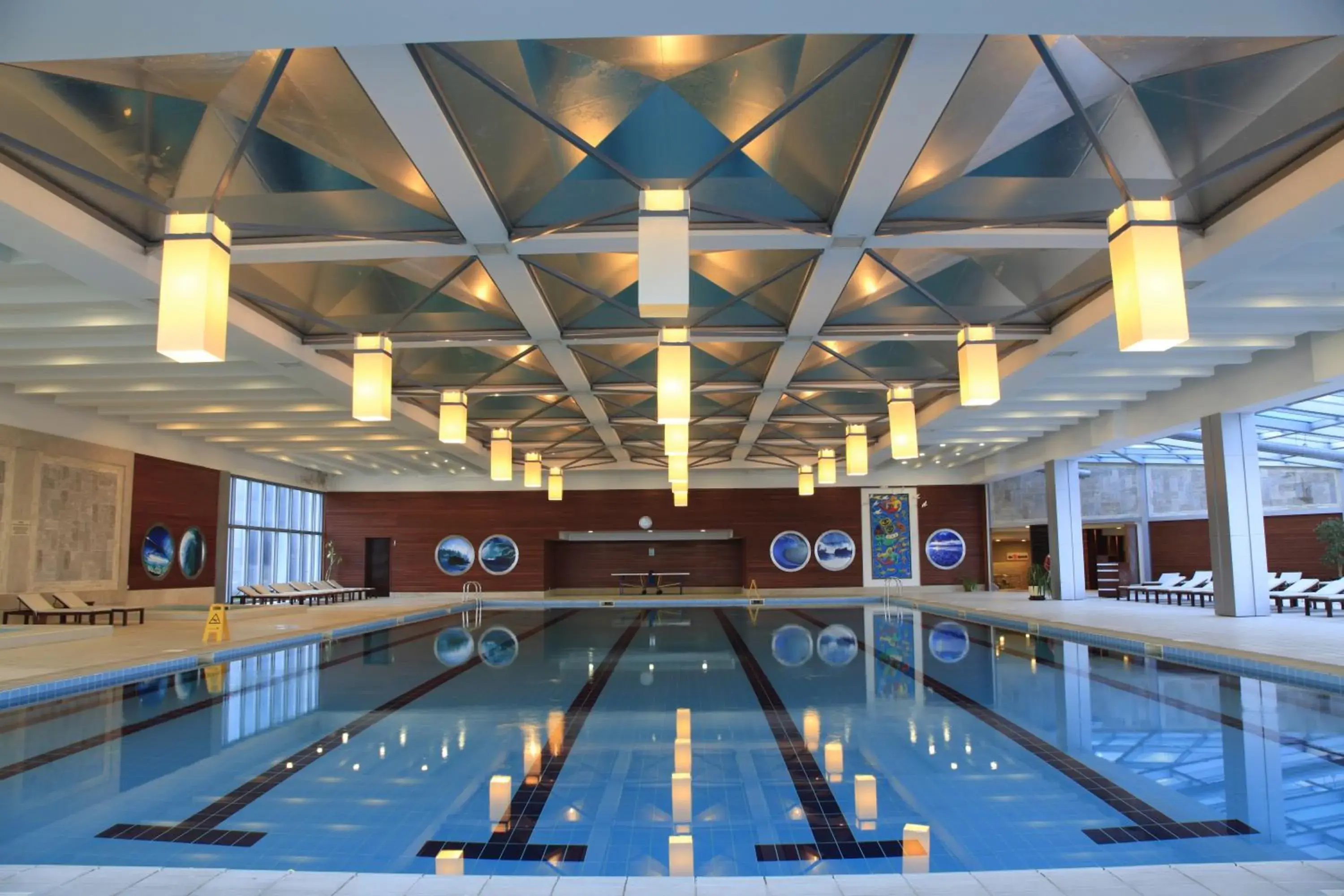 Fitness centre/facilities, Swimming Pool in Kolin Hotel