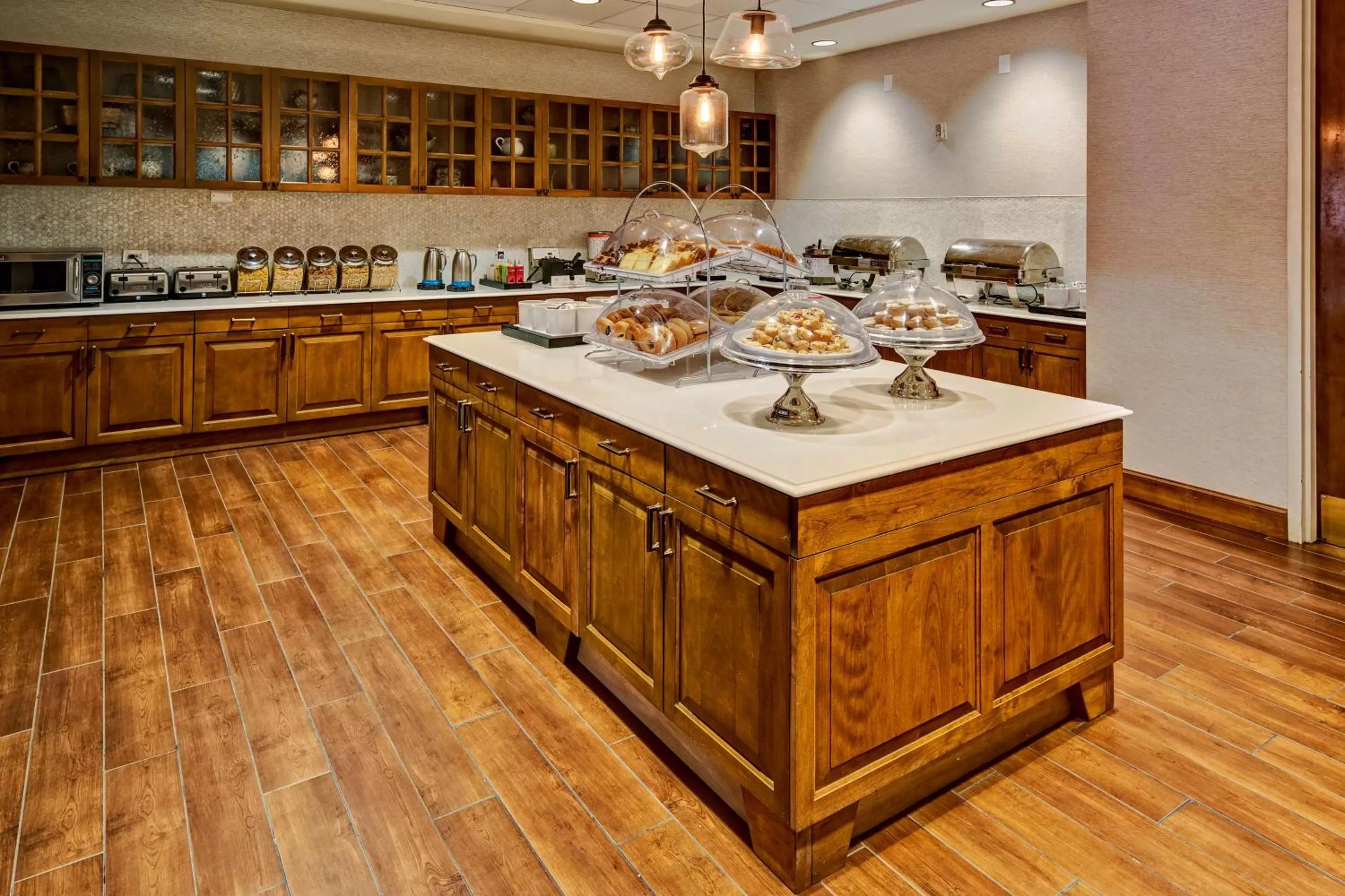 Dining area in Hampton Inn & Suites Austin - Downtown