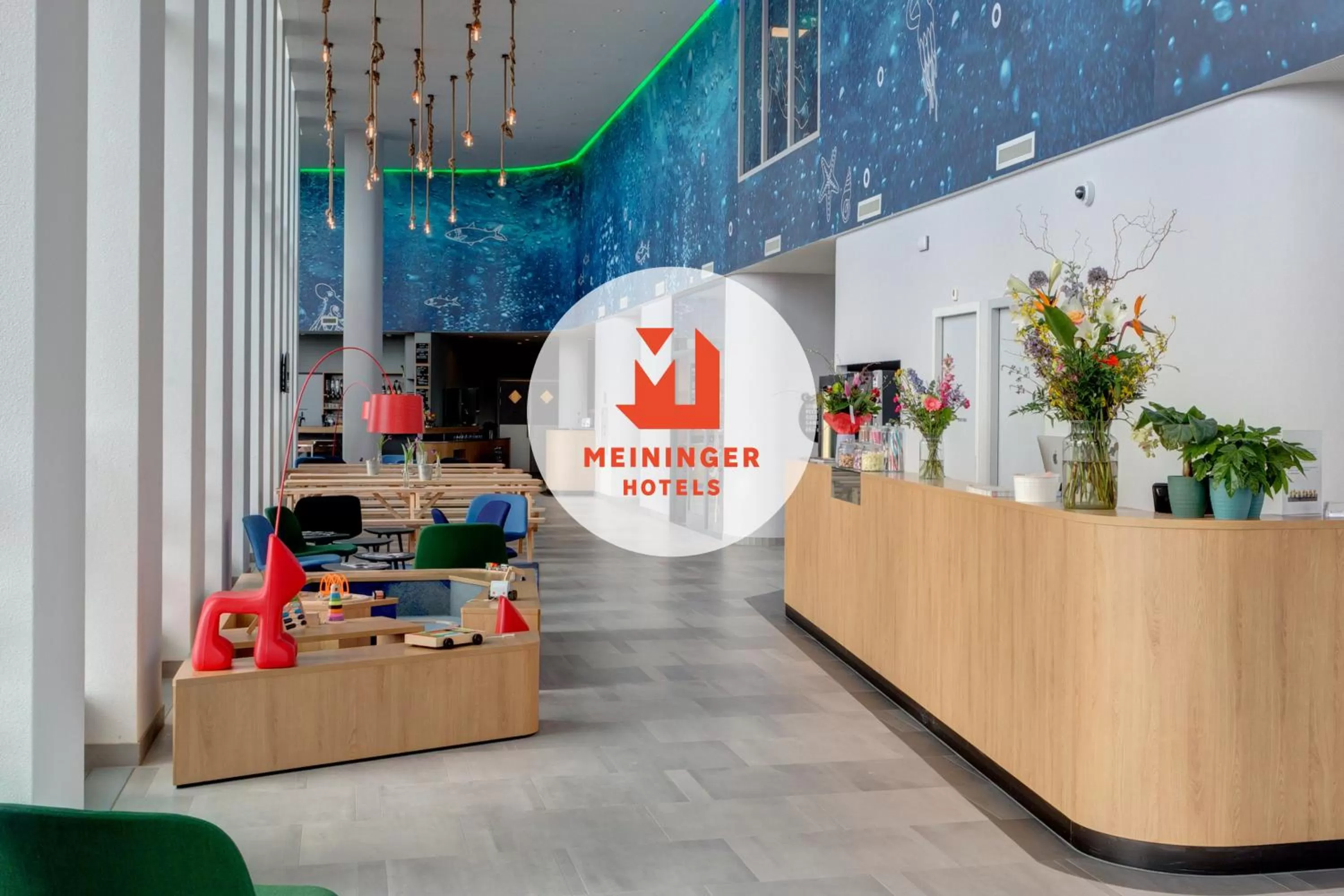 Lobby or reception in MEININGER Hotel Amsterdam Amstel