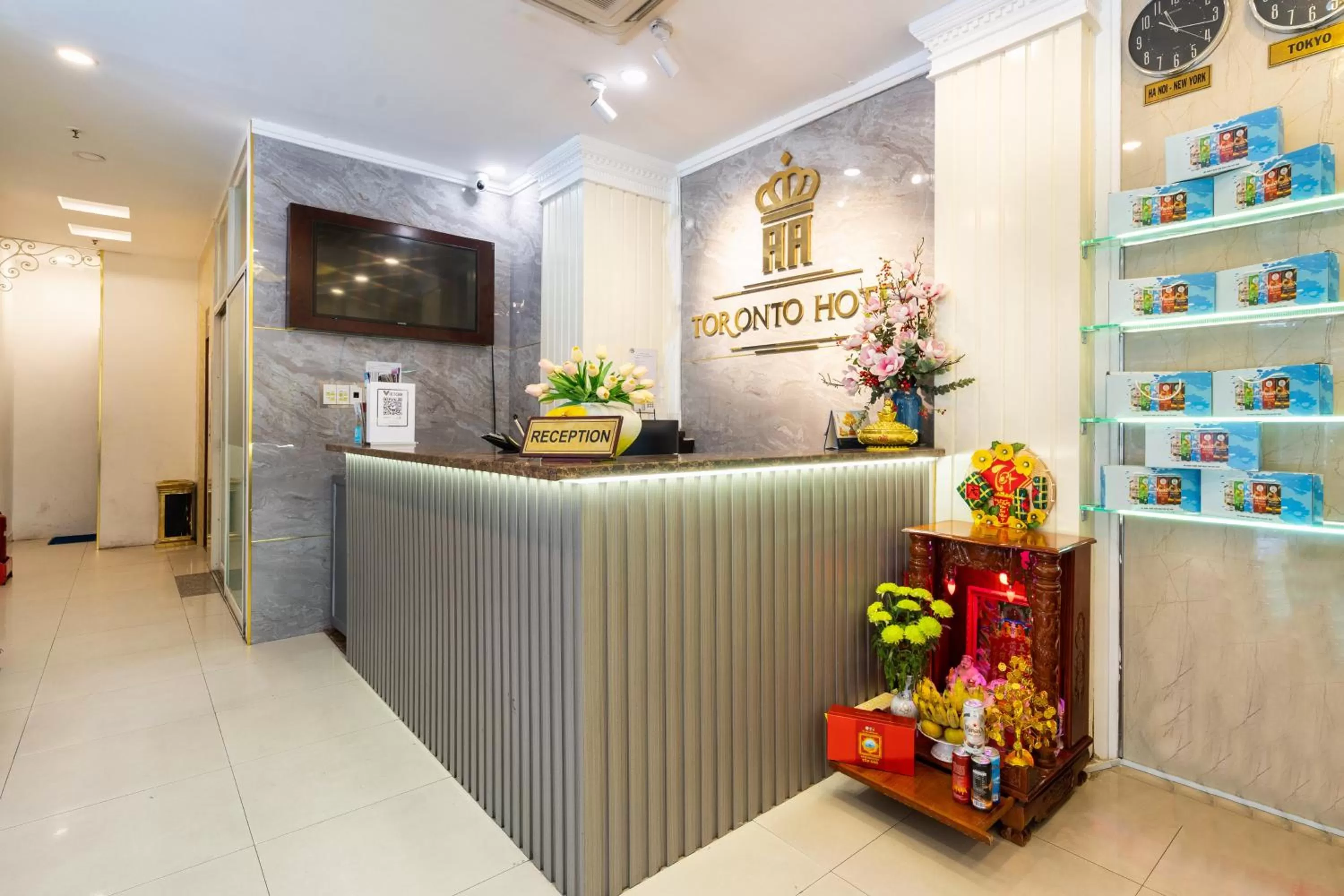 Lobby or reception in A&A Toronto Hotel