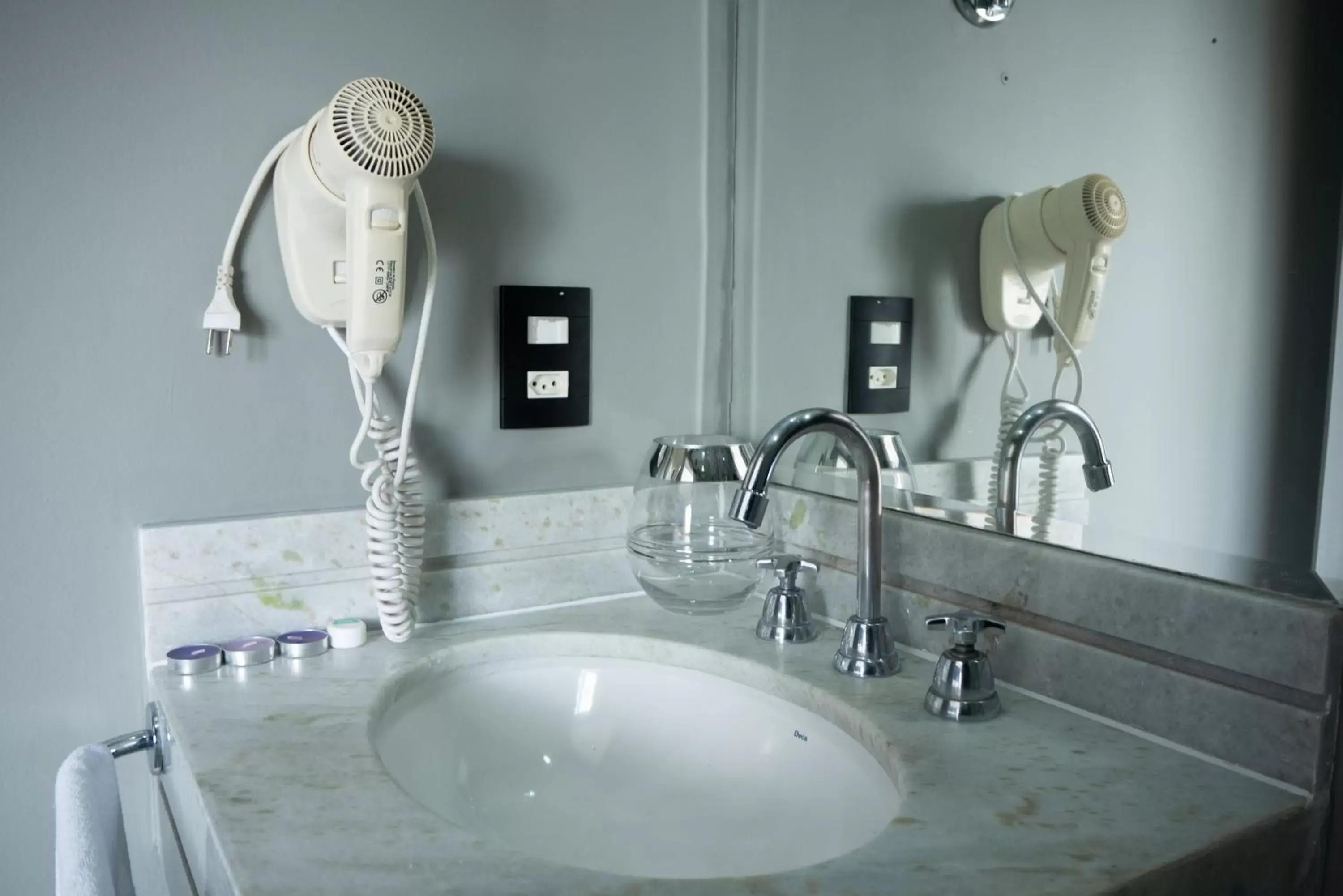 heating, Bathroom in Capcana Hotel Jardins