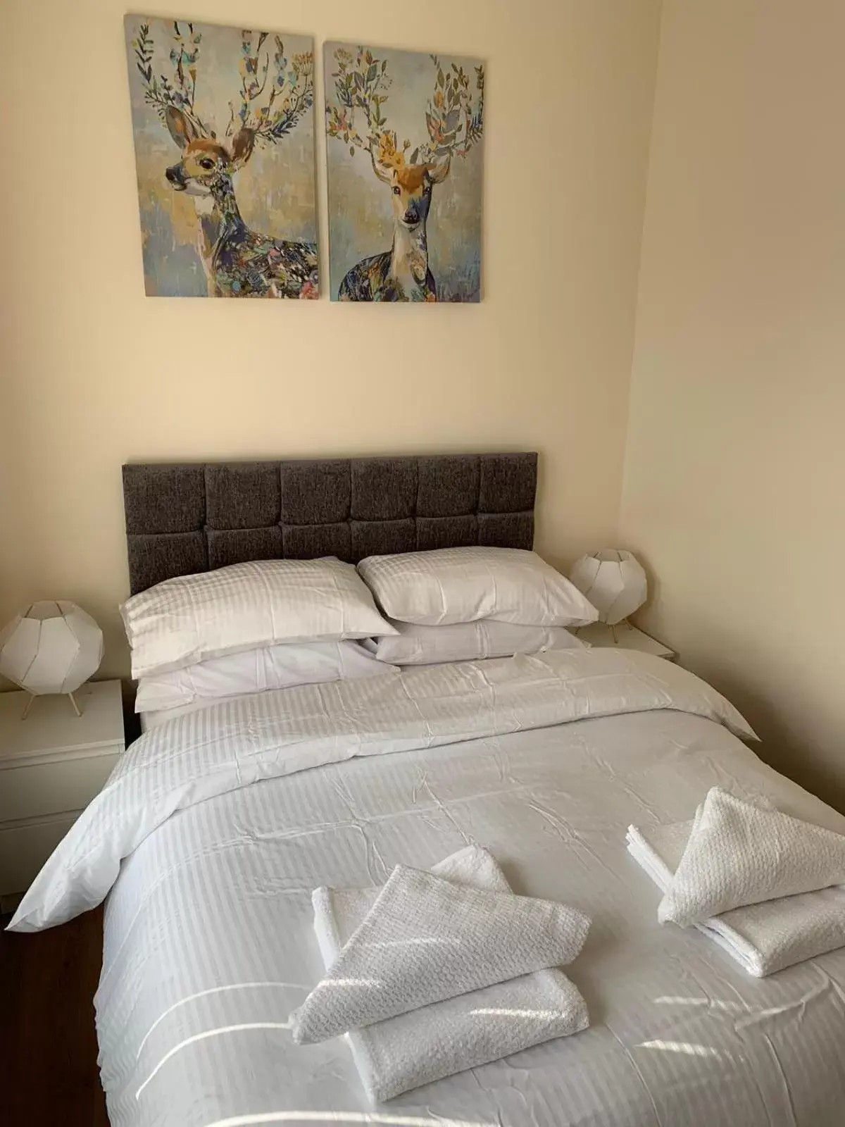 Bed in Smeaton serviced Accommodation