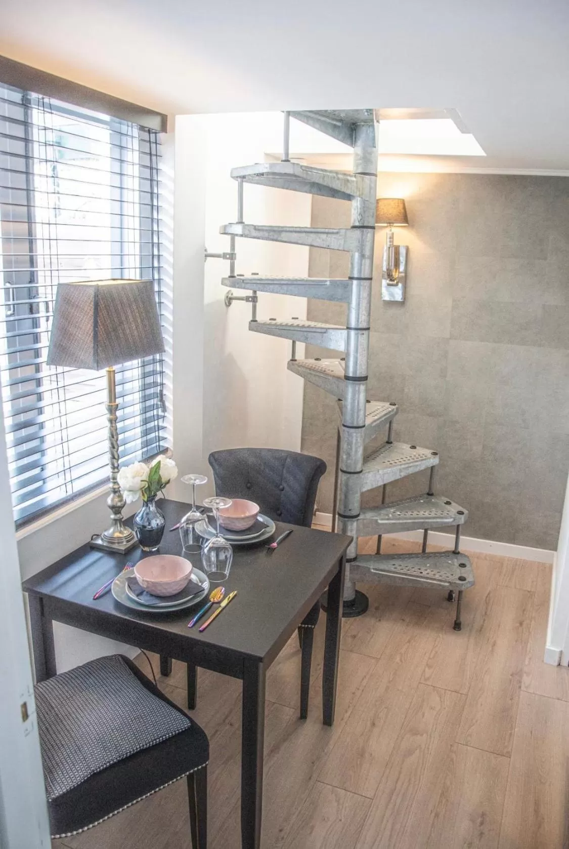Dining area in Tiny House Lindenhouse