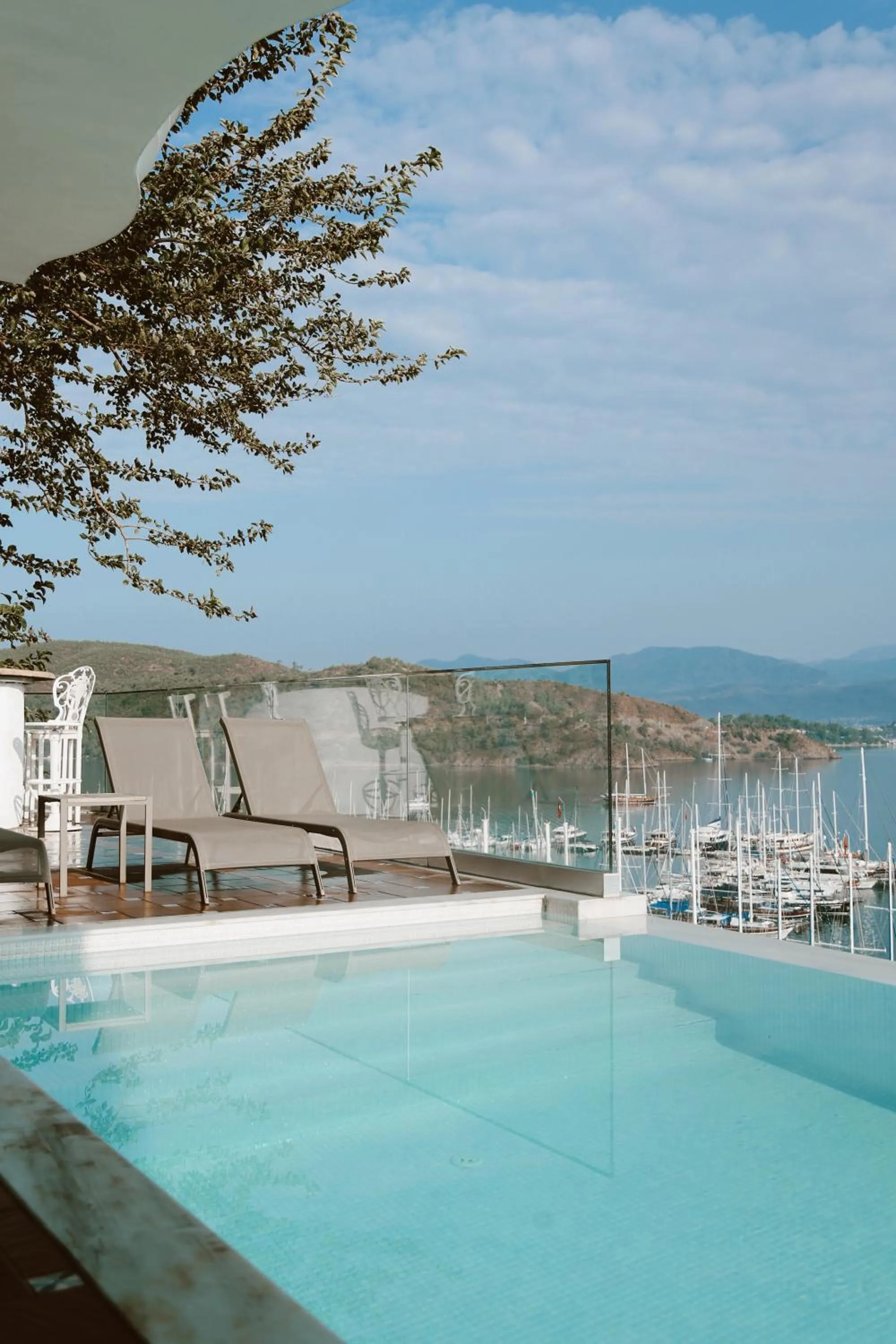 Swimming pool in Casa Margot Hotel - Adults Only