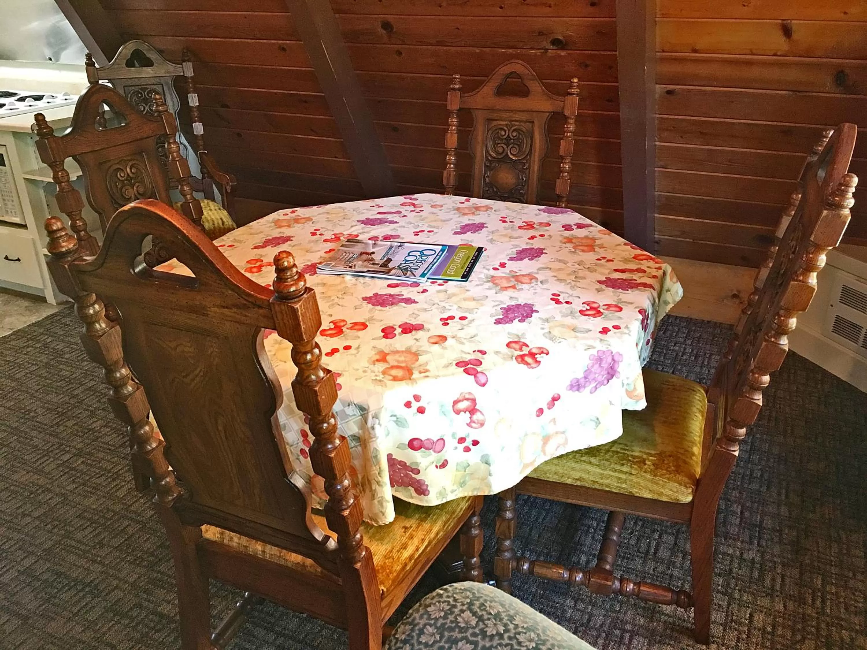 Park Motel and Cabins