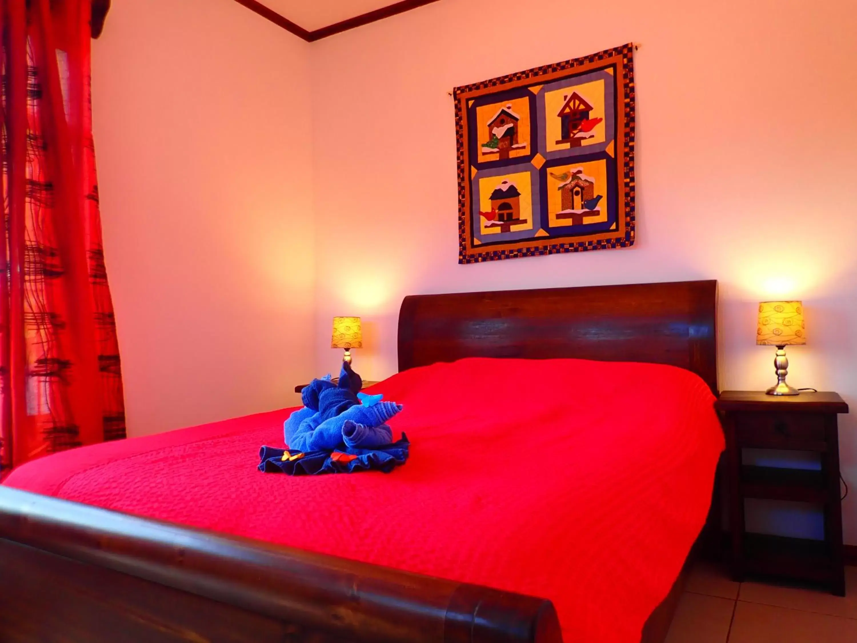Bed in Orosi Lodge