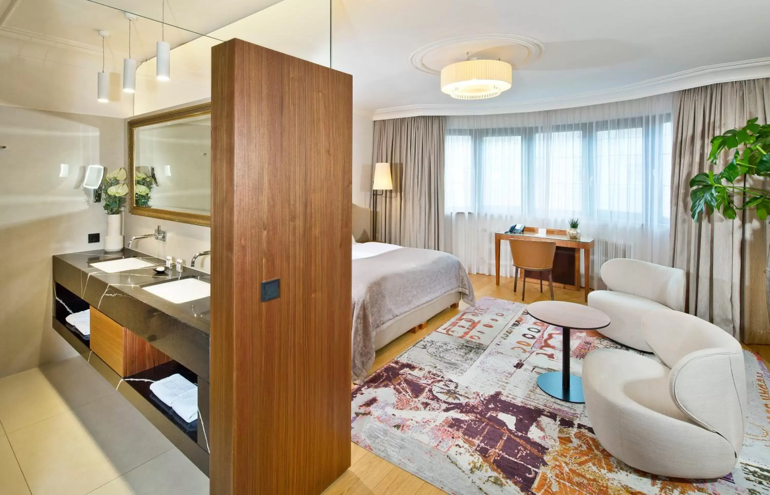 Bed in Hotel Maximilian - Stadthaus Penz Bed in Hotel Maximilian - Stadthaus Penz