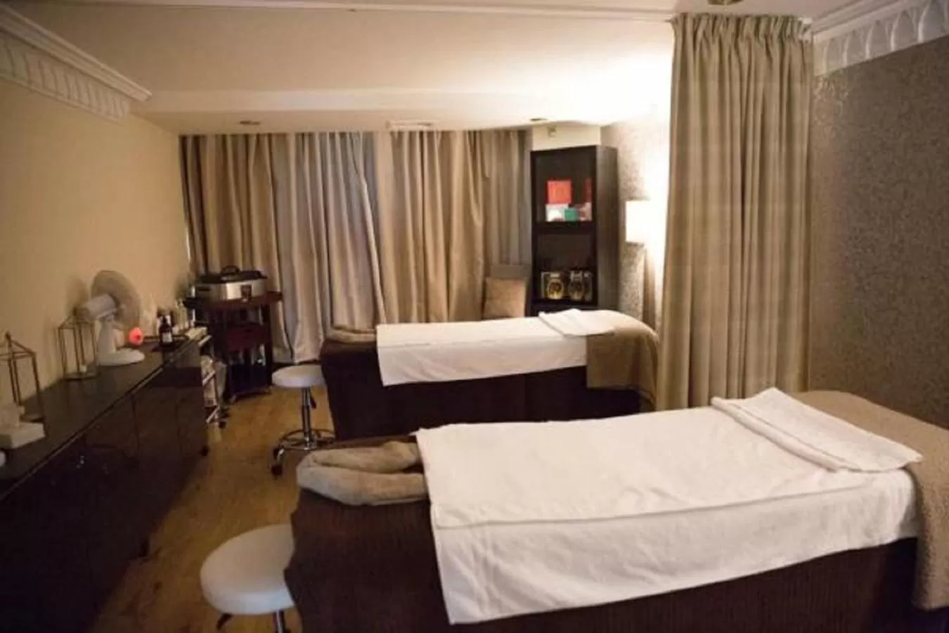 Spa and wellness centre/facilities, Bed in Bosworth Hall Hotel