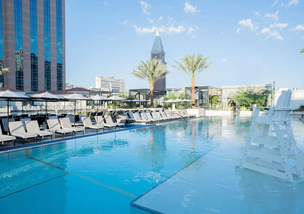 Swimming pool in The Venetian® Resort Las Vegas