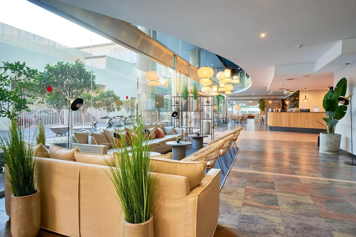 Lobby or reception, Restaurant/Places to Eat in Eurostars Málaga
