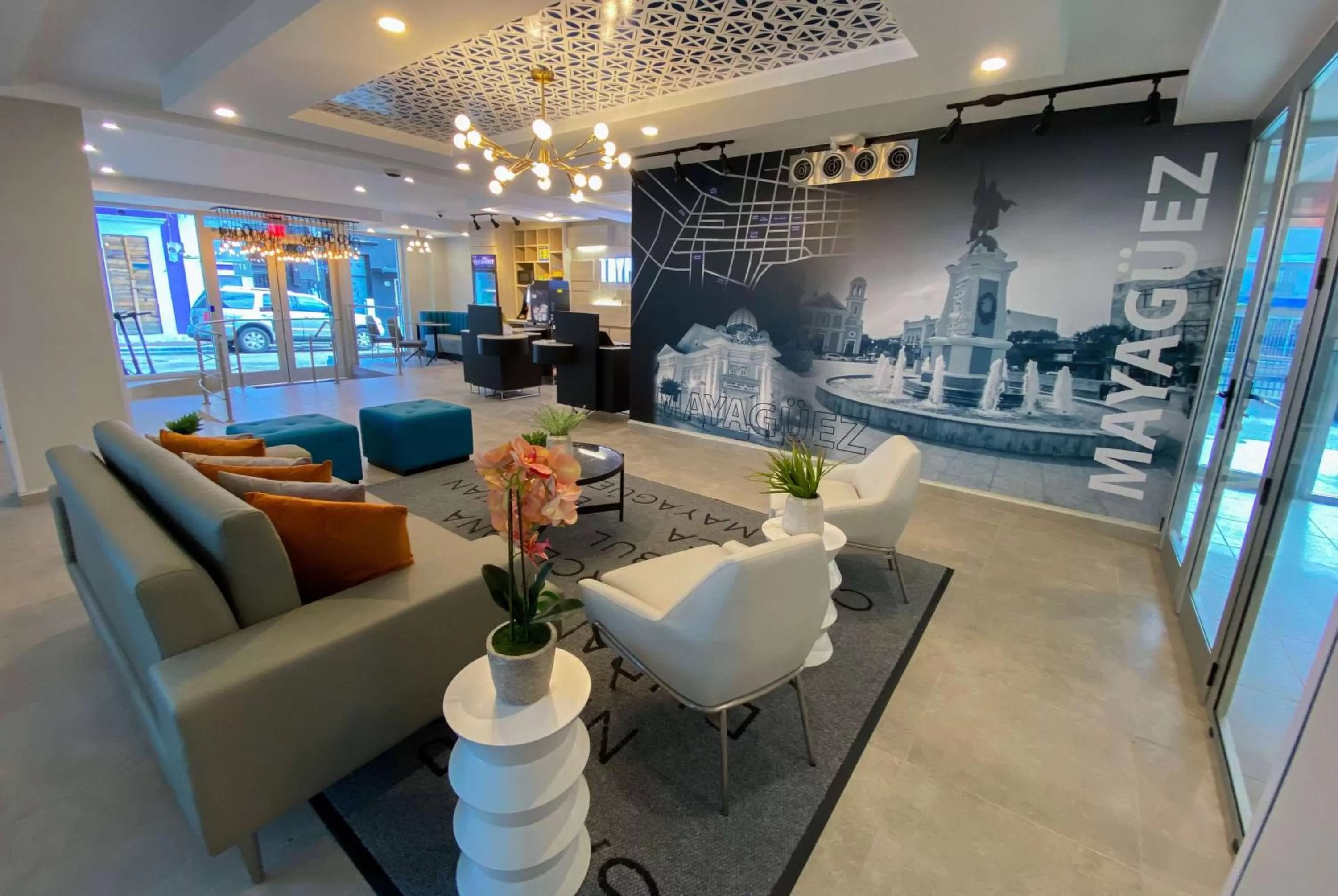 Lobby or reception in TRYP by Wyndham Mayaguez