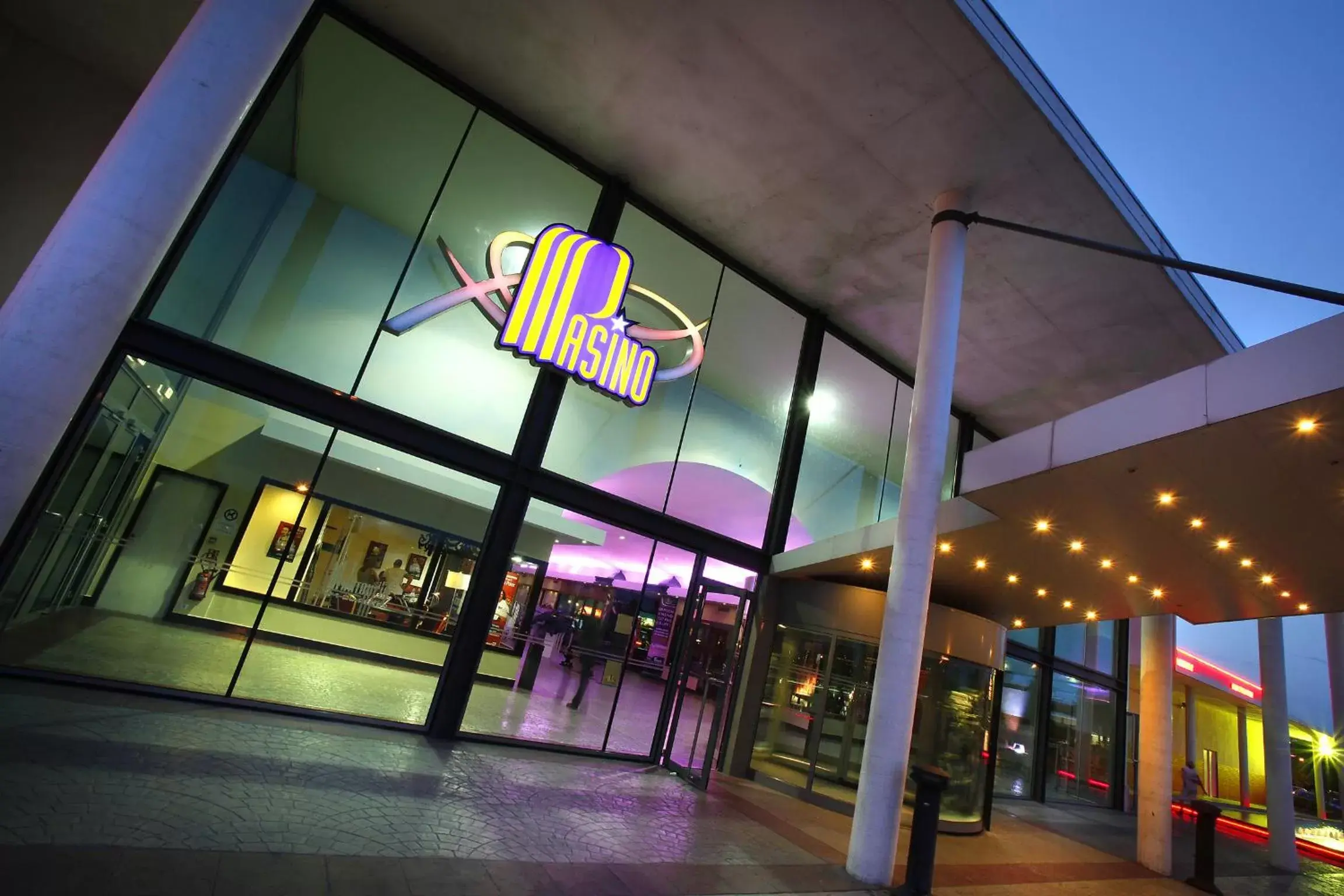 Facade/entrance in Hotel du Pasino Facade/entrance in Hotel du Pasino