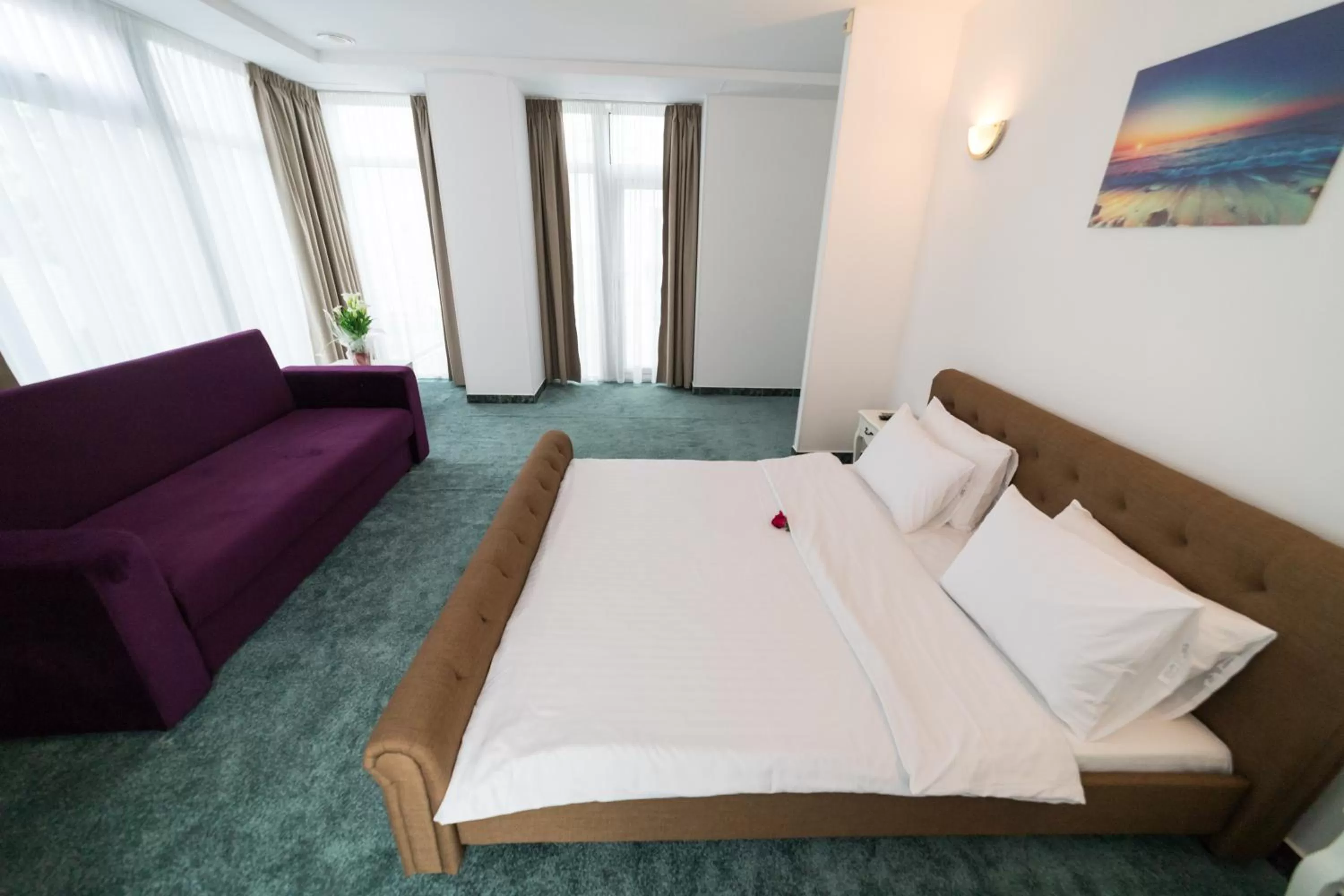 Bed in Avenue Palm Eforie - Avenue Hotels