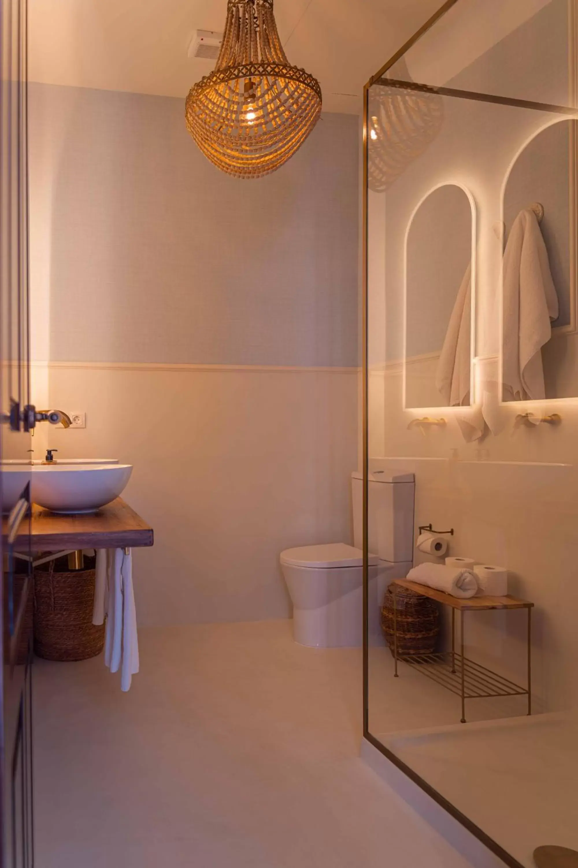 Bathroom in CANDIL SUITE Realejo