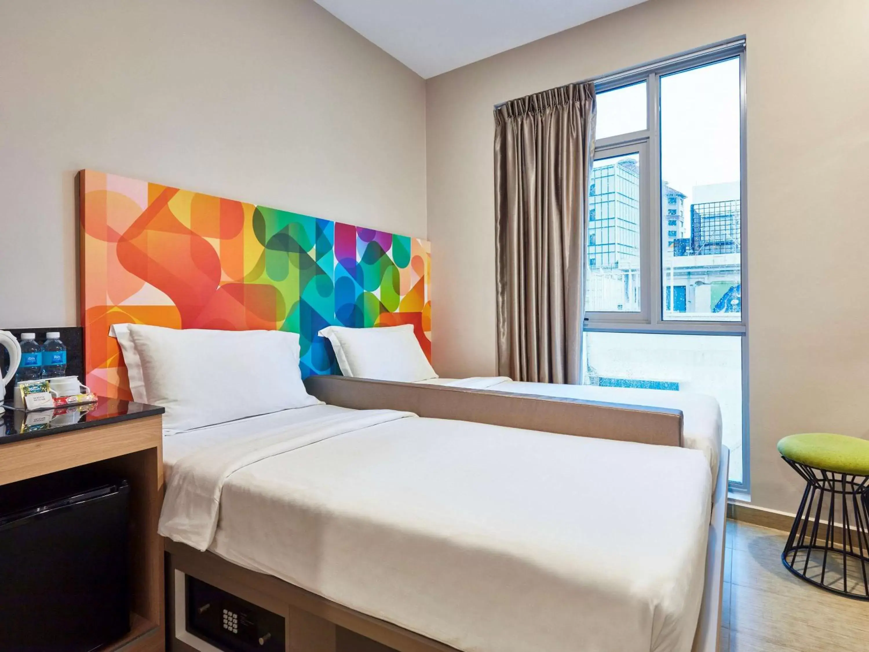 Bedroom, Bed in ibis budget Singapore Clarke Quay