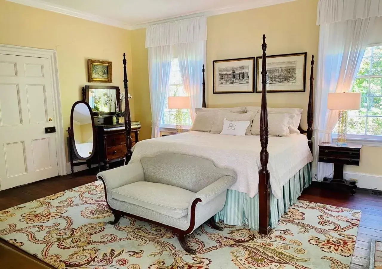 Bedroom, Bed in Linden - A Historic Bed and Breakfast