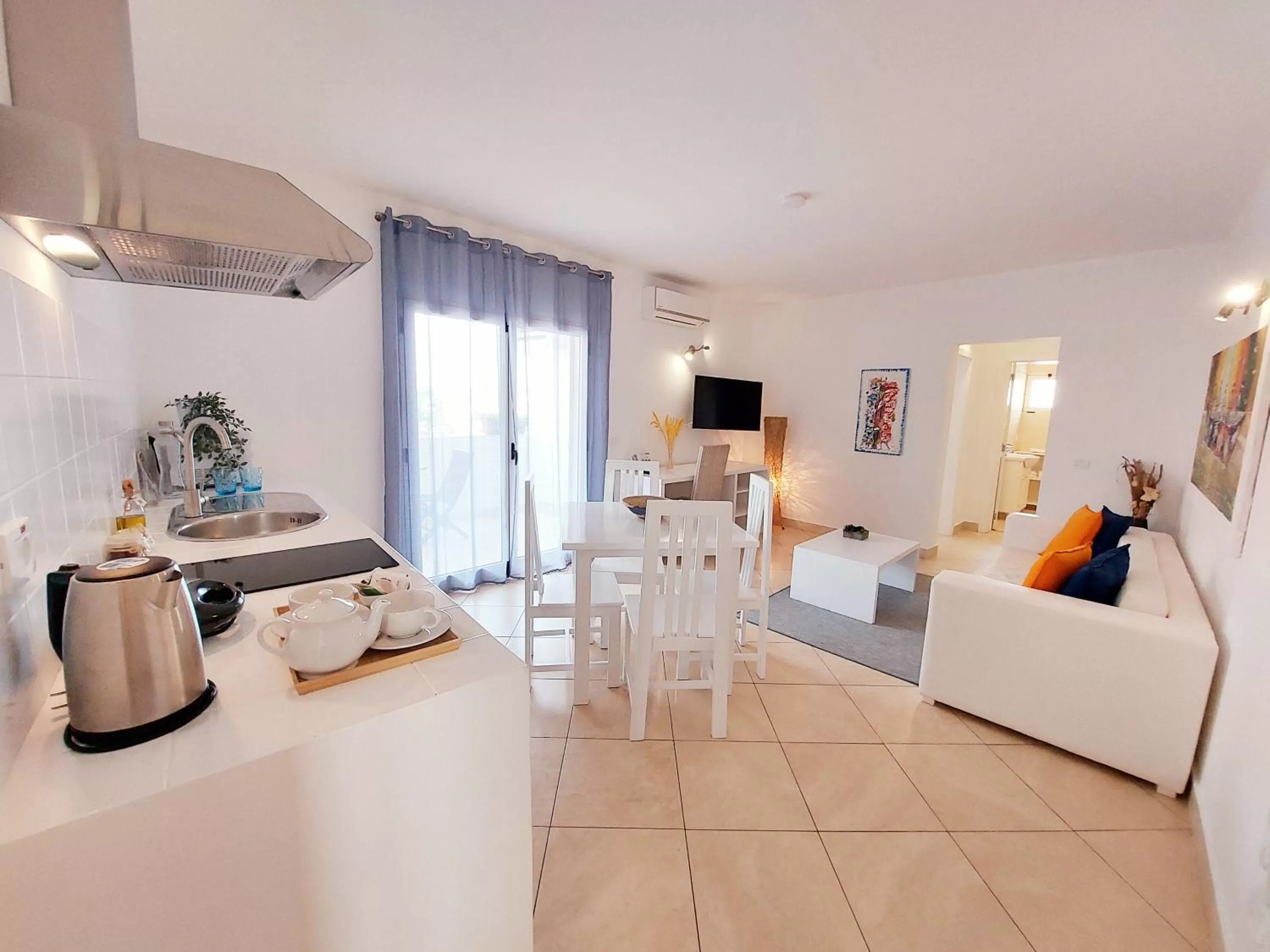One-Bedroom Apartment in Branco Suites - Rooms & Holiday Apartments
