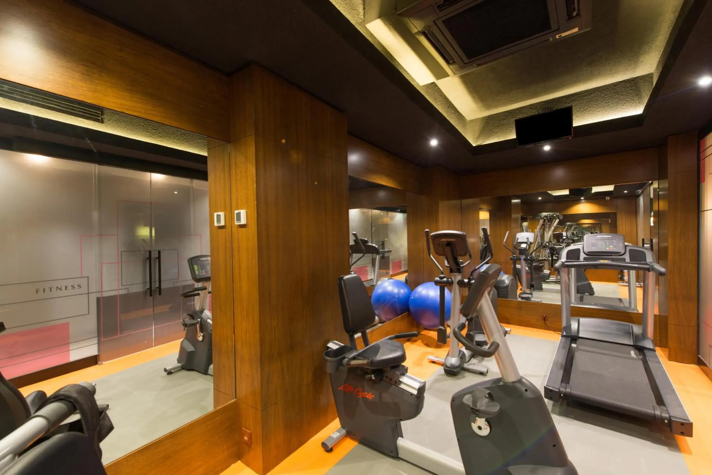 Activities, Fitness Center/Facilities in Favori Hotel