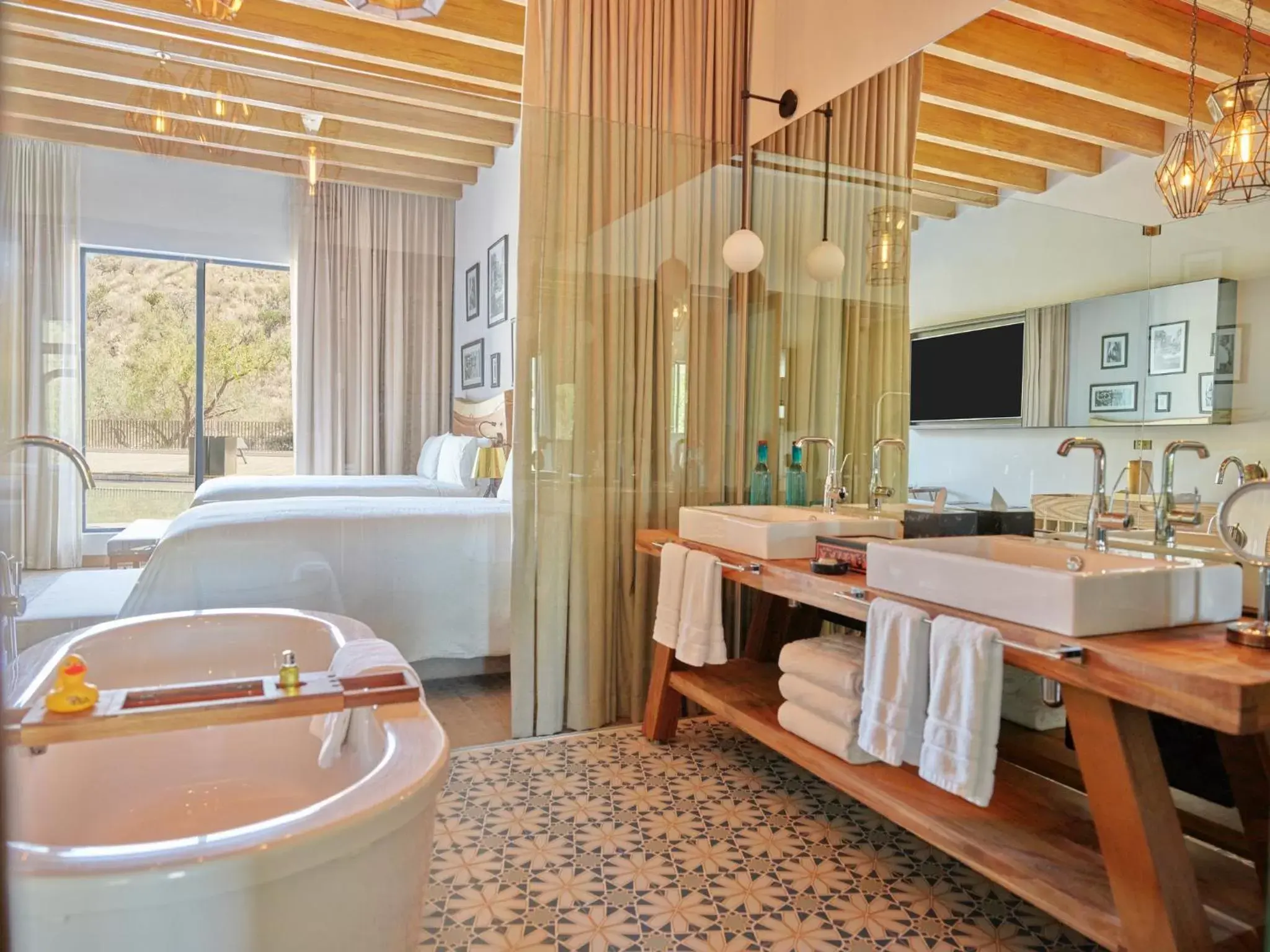 Photo of the whole room, Bathroom in Live Aqua San Miguel de Allende Urban Resort