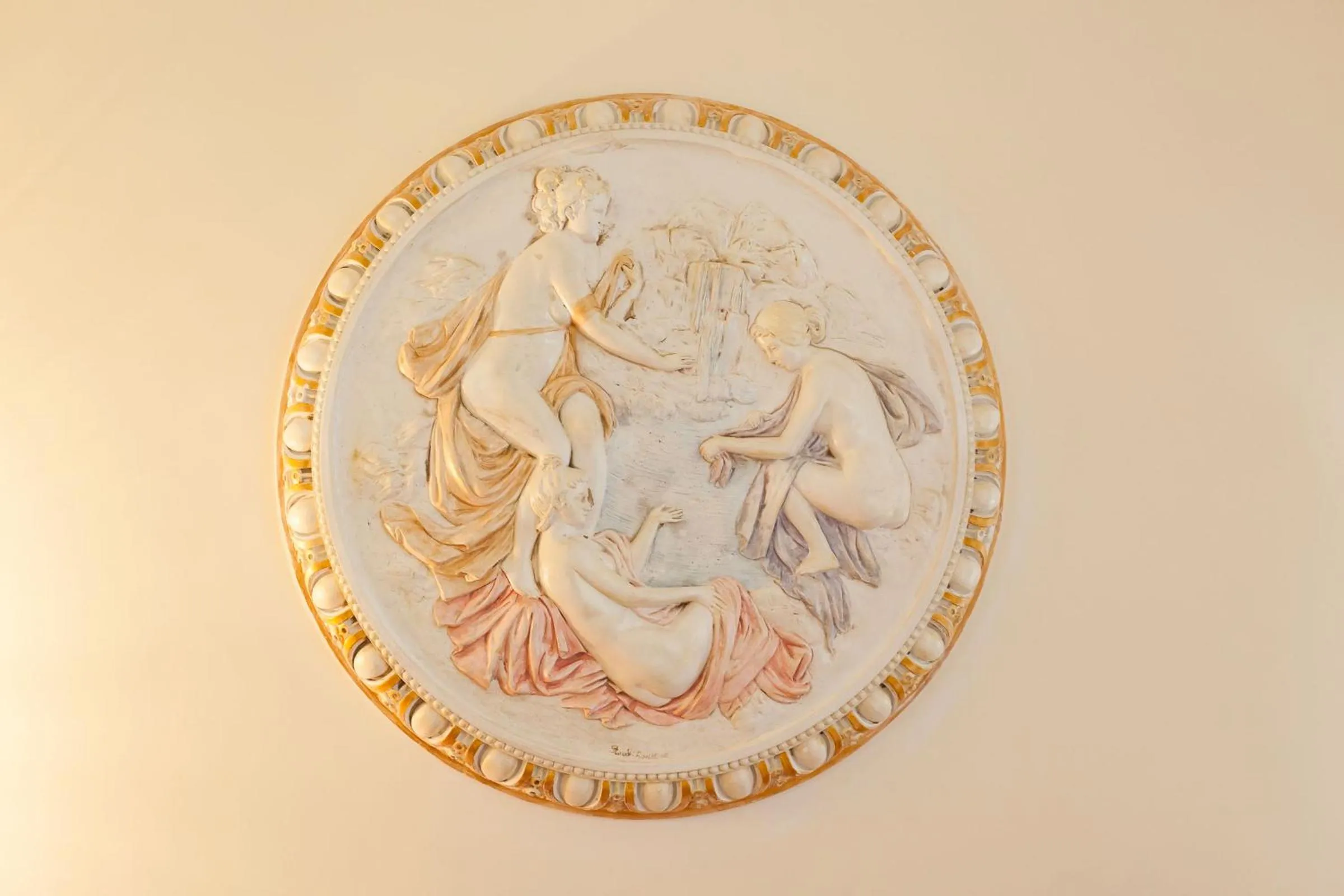 Decorative detail in Hotel Suite Caesar