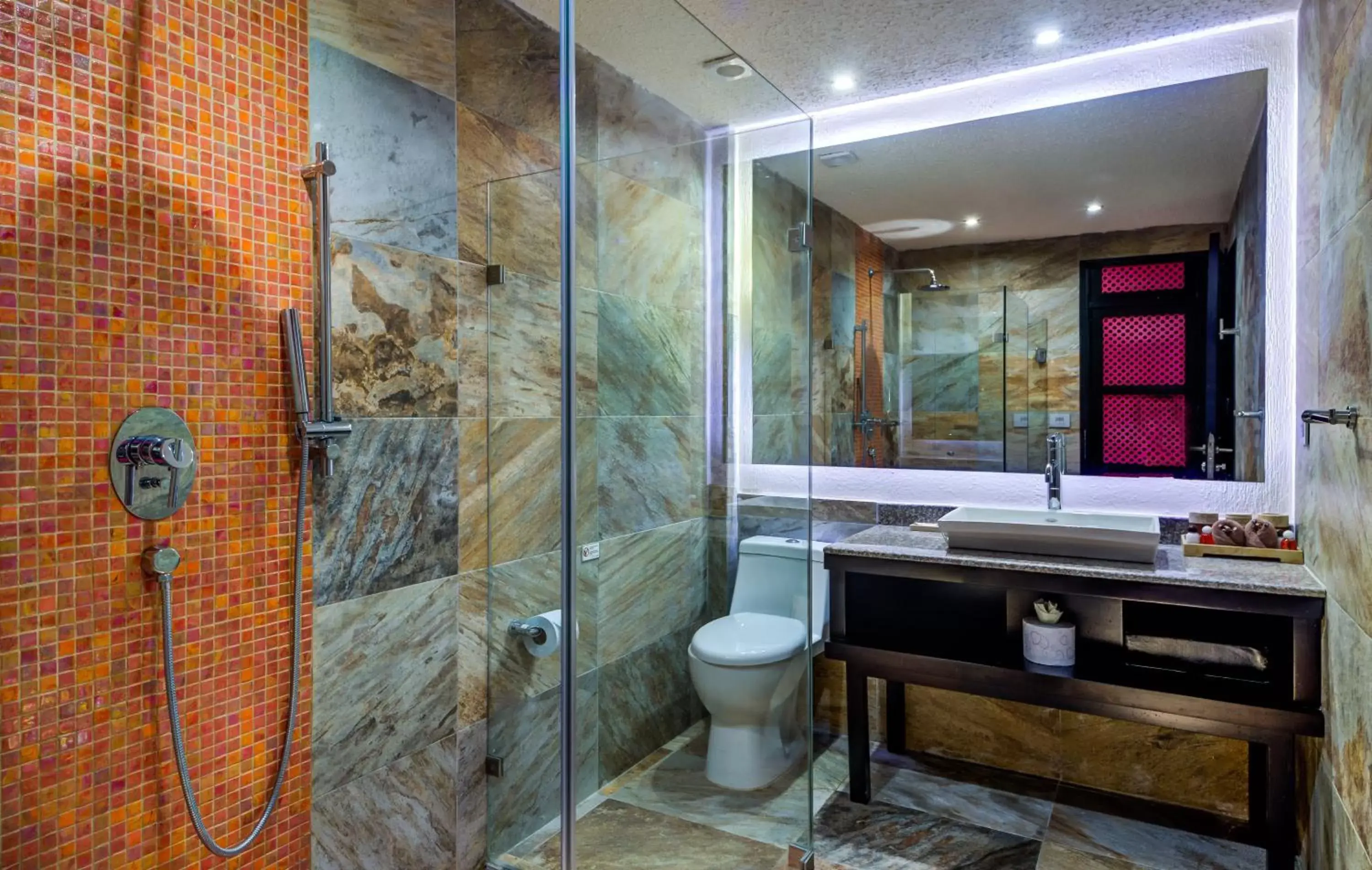 Shower, Bathroom in Suites Corazon