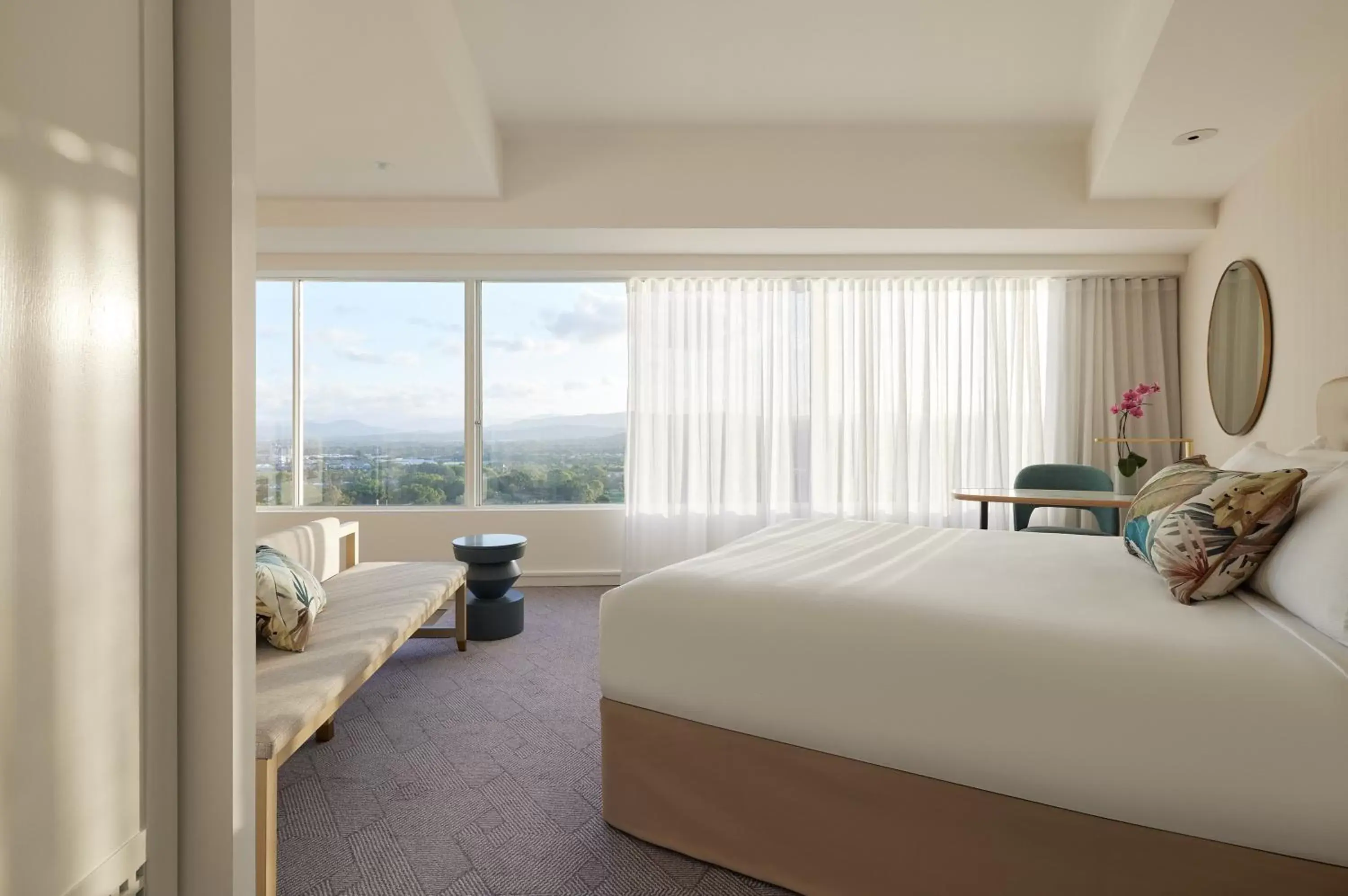 Living room, Bed in RACV Royal Pines Resort Gold Coast