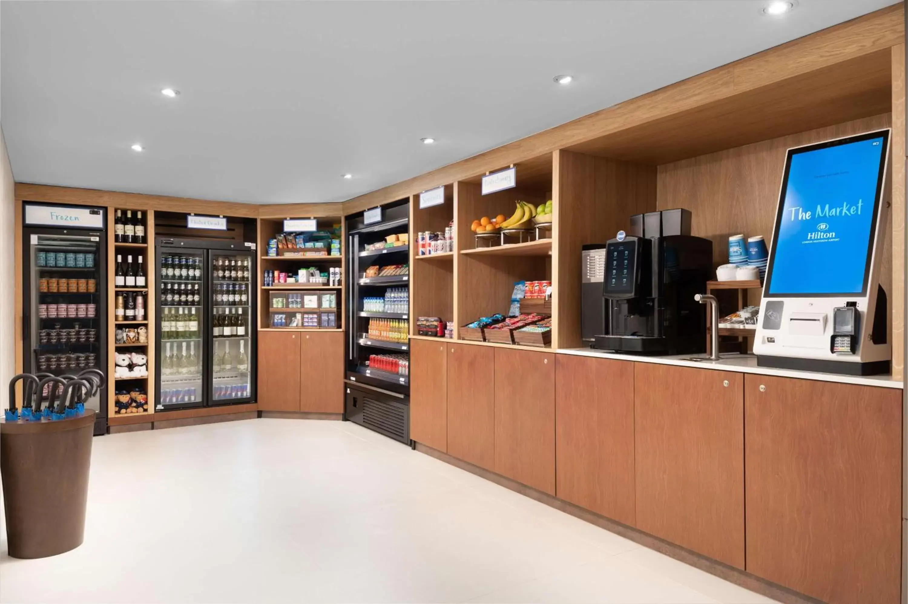 Restaurant/places to eat in Hilton London Heathrow Airport Restaurant/places to eat in Hilton London Heathrow Airport