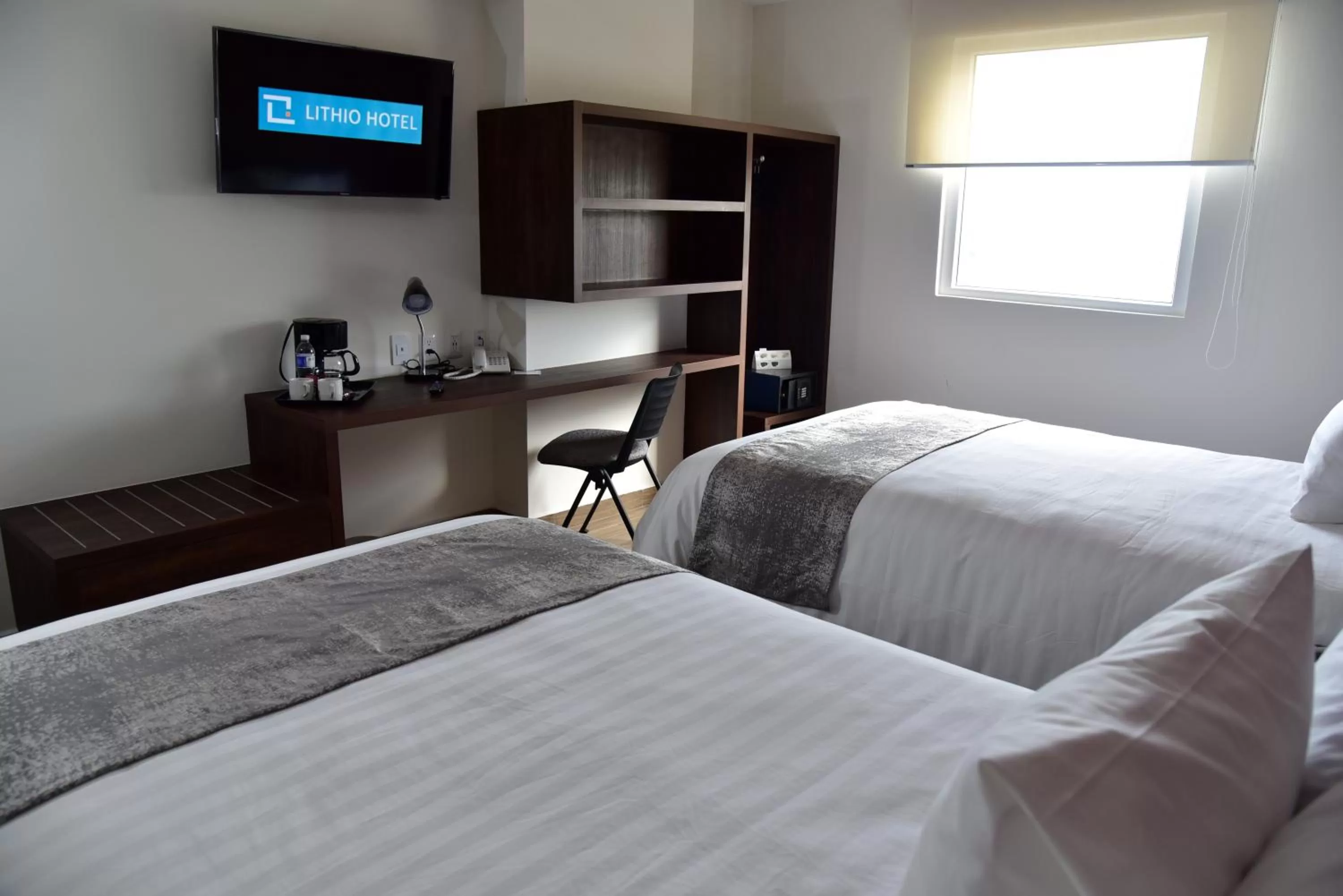 Photo of the whole room, Bed in Lithio Hotel