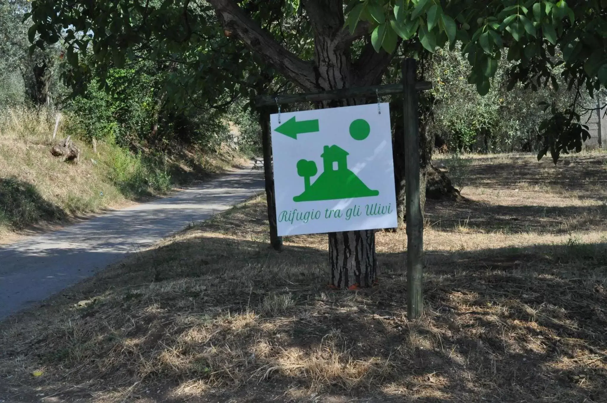 Property logo or sign, Property Logo/Sign in B&B Rifugio tra gli Ulivi