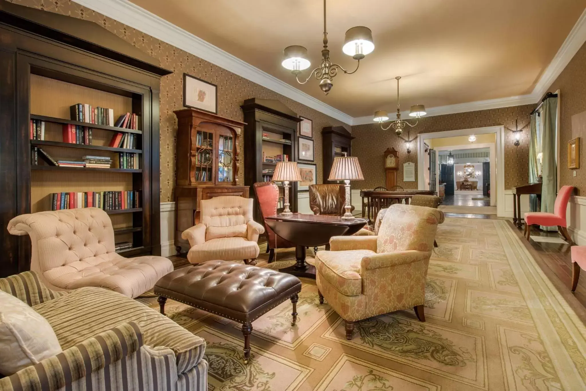 Library, Seating Area in Omni Bedford Springs Resort